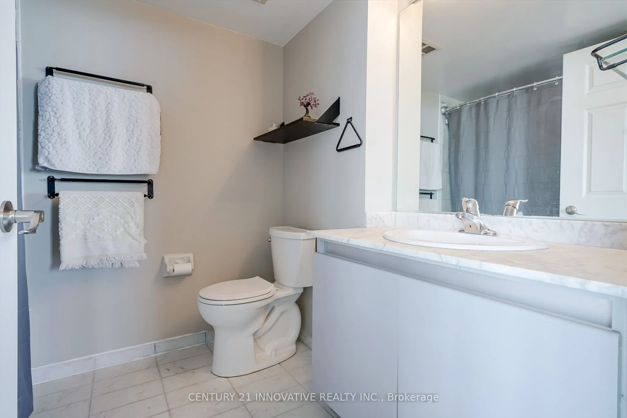 7 Concorde Place, #3404