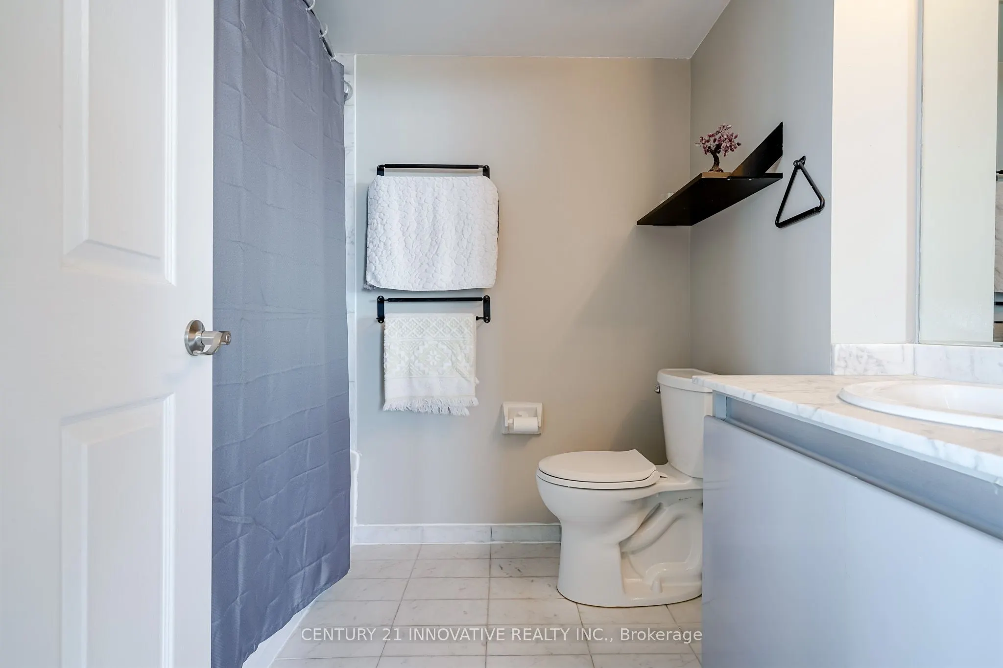 7 Concorde Place, #3404