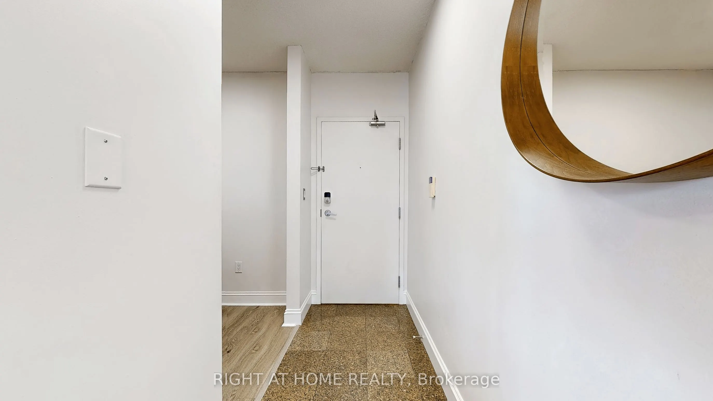 10 Navy Wharf Court, #3606
