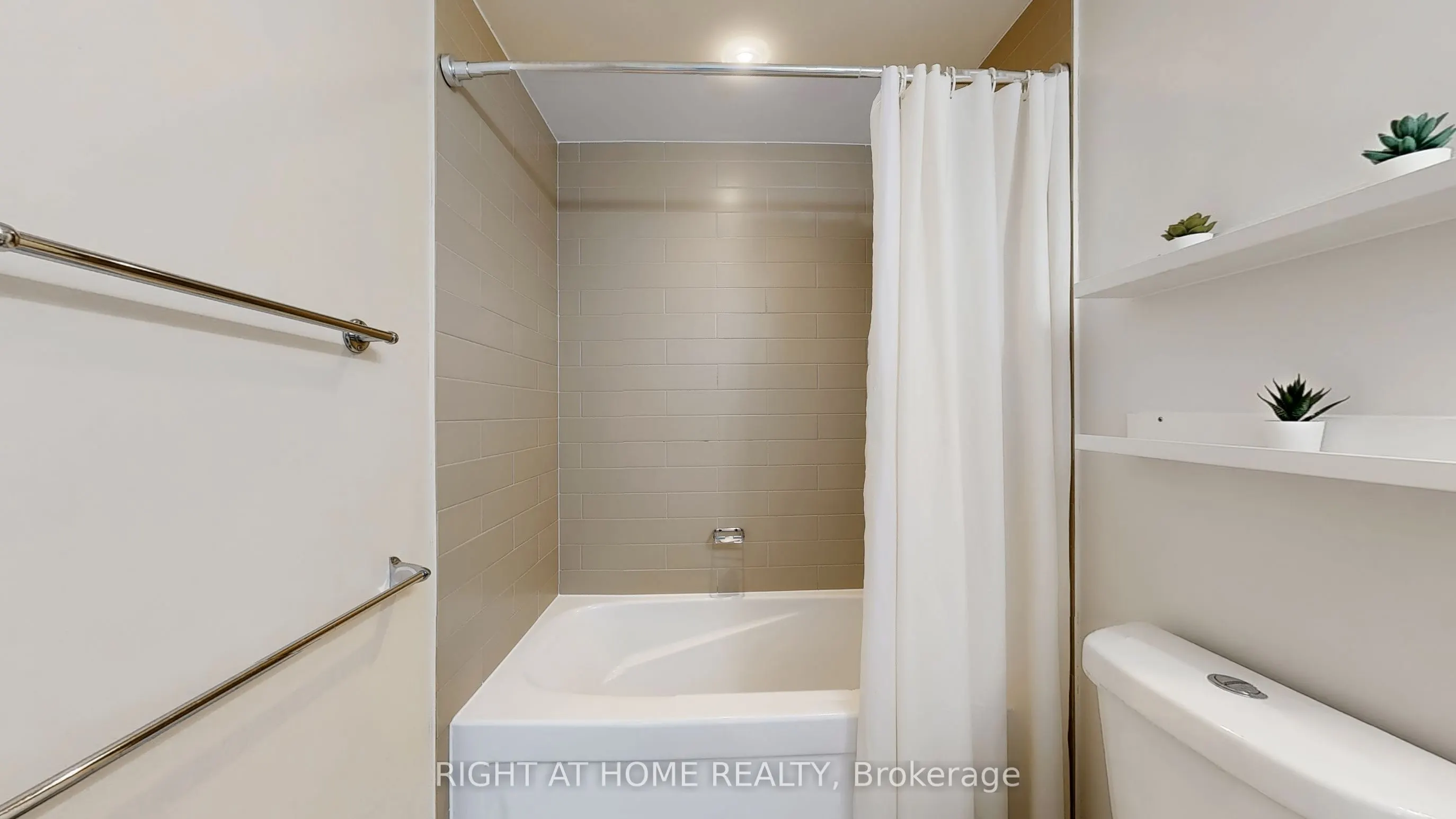 10 Navy Wharf Court, #3606