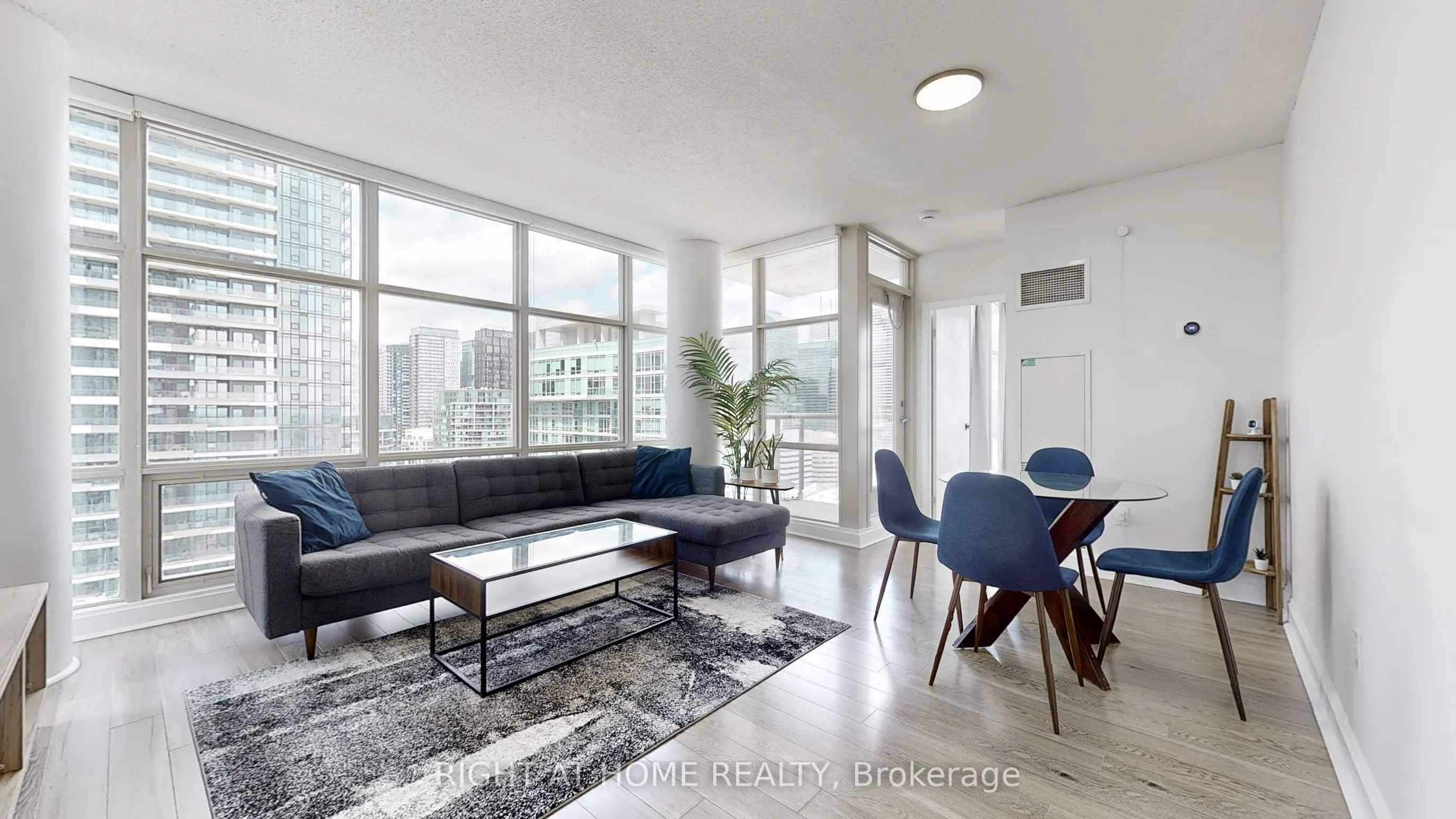 10 Navy Wharf Court, #3606