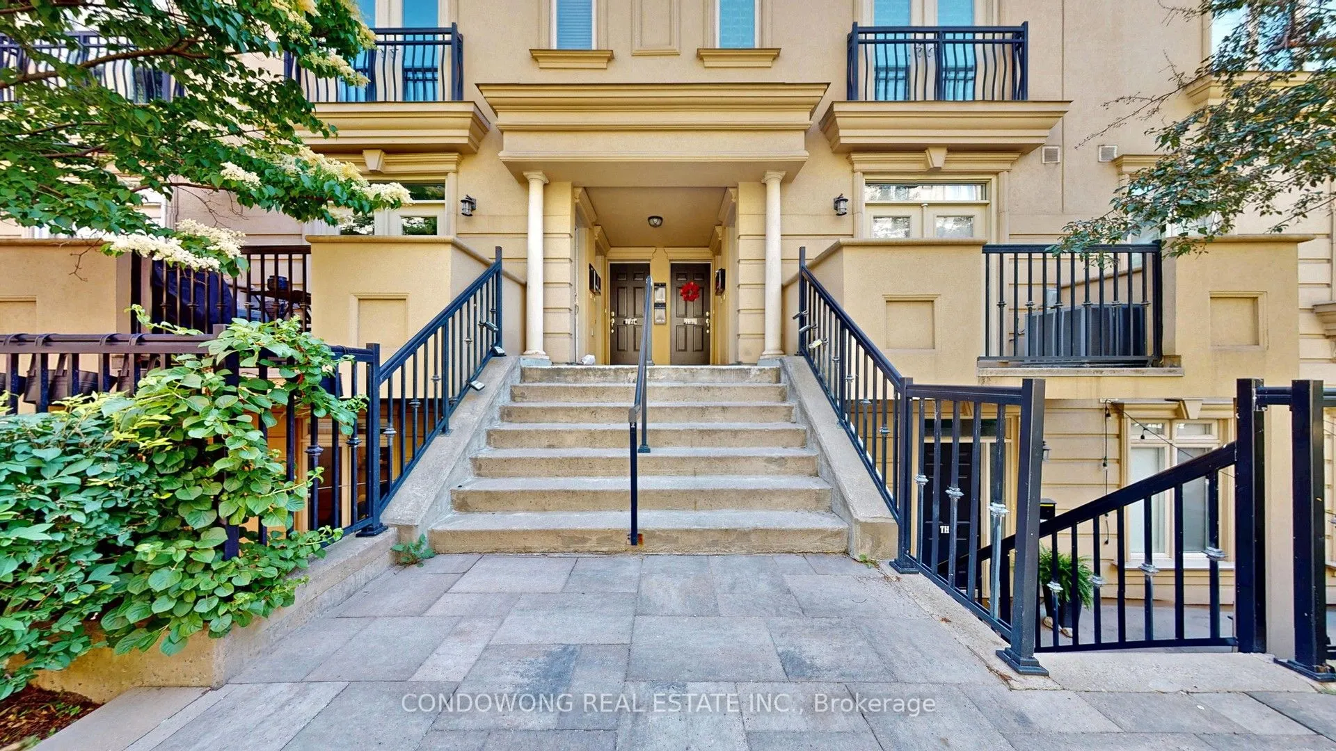78 Carr Street, #25