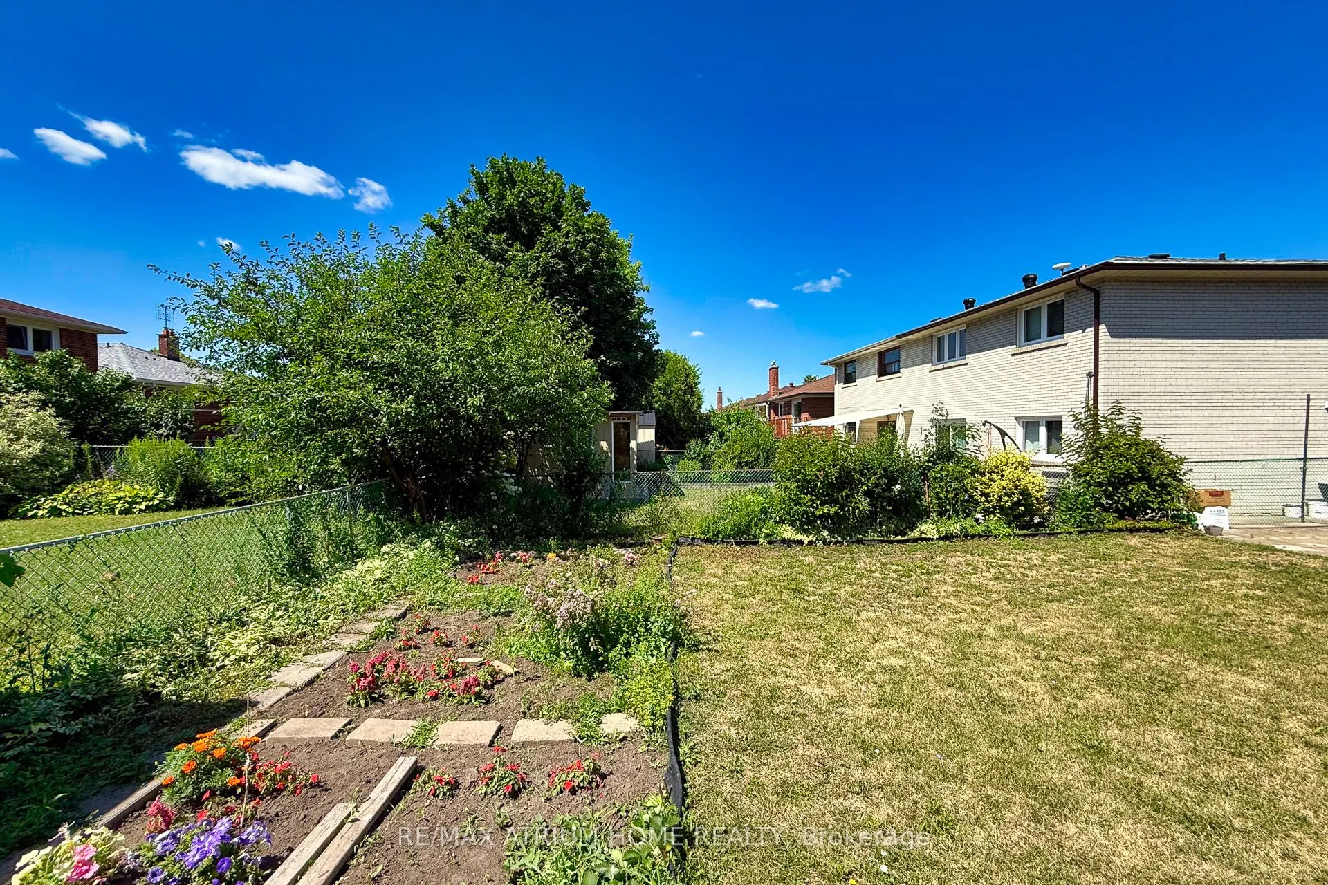 37 Warfield Drive
