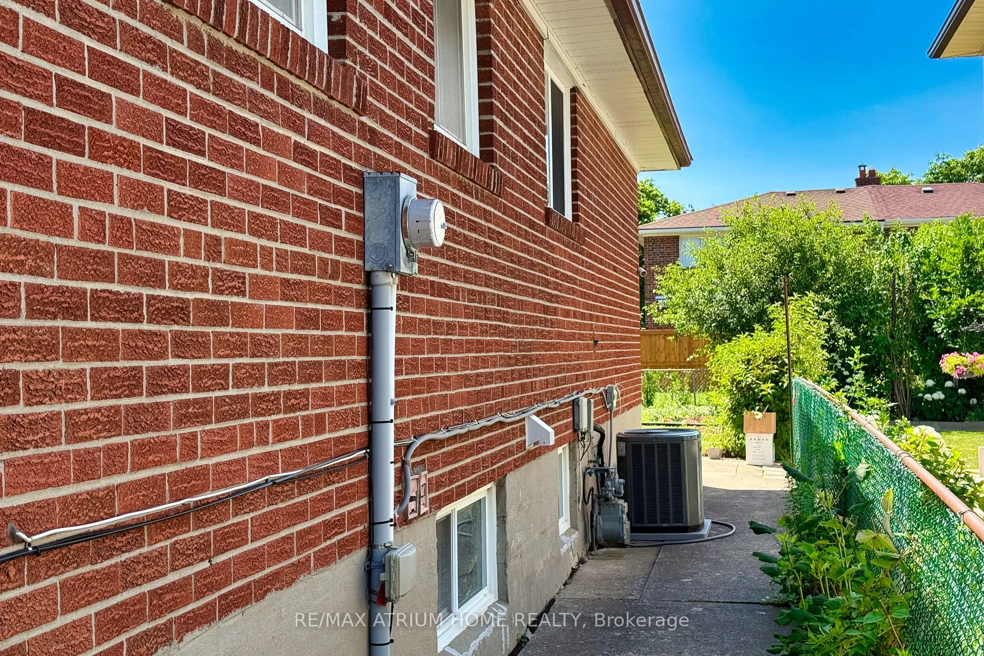 37 Warfield Drive