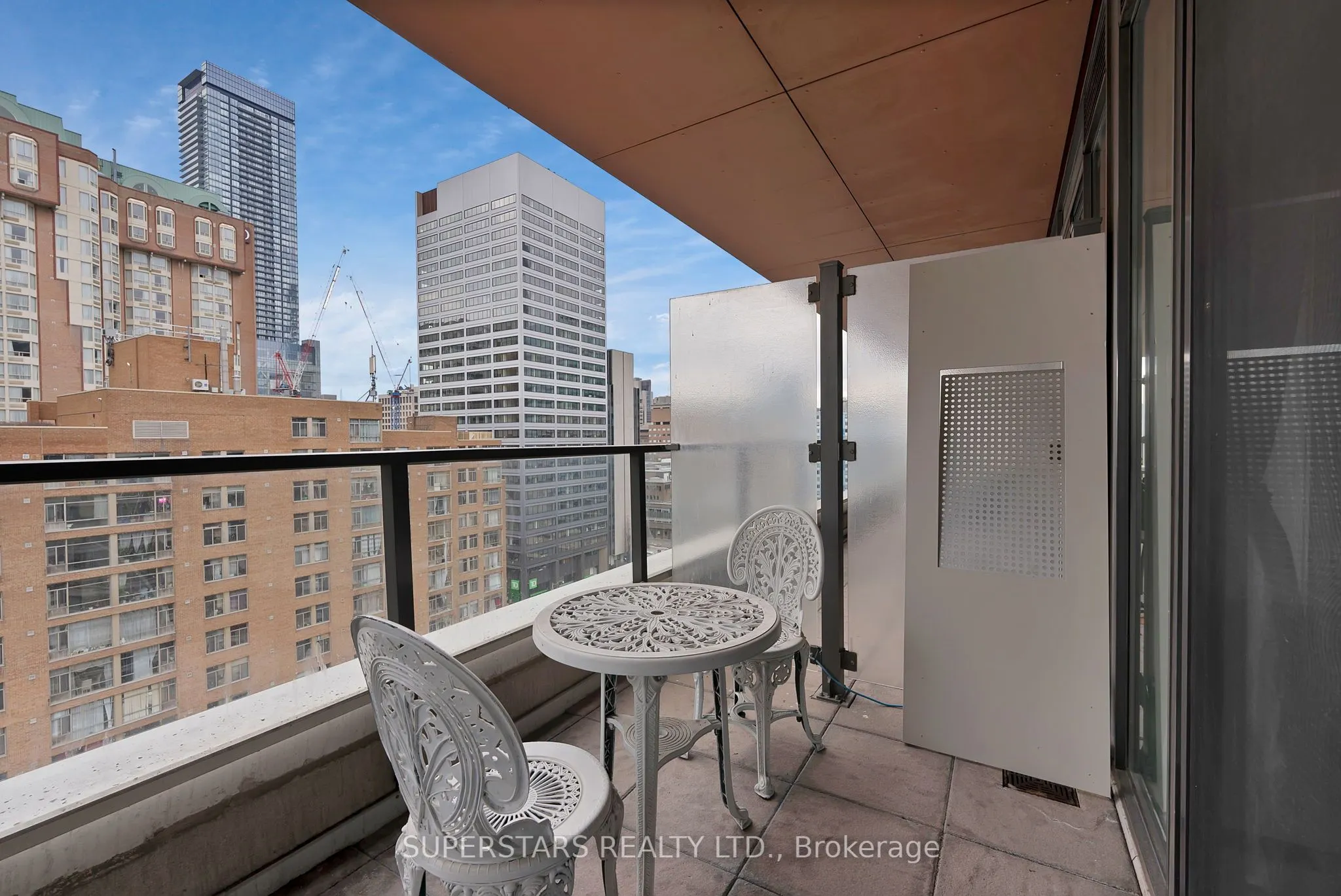 111 Elizabeth Street, #1820