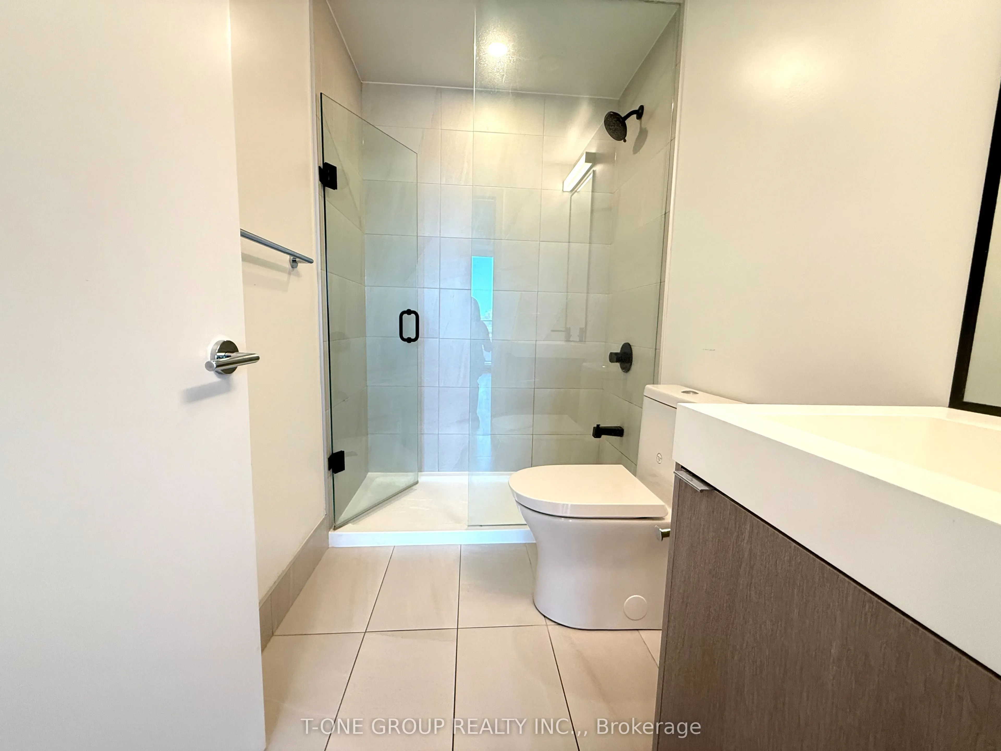 250 Lawrence Avenue W, #521
