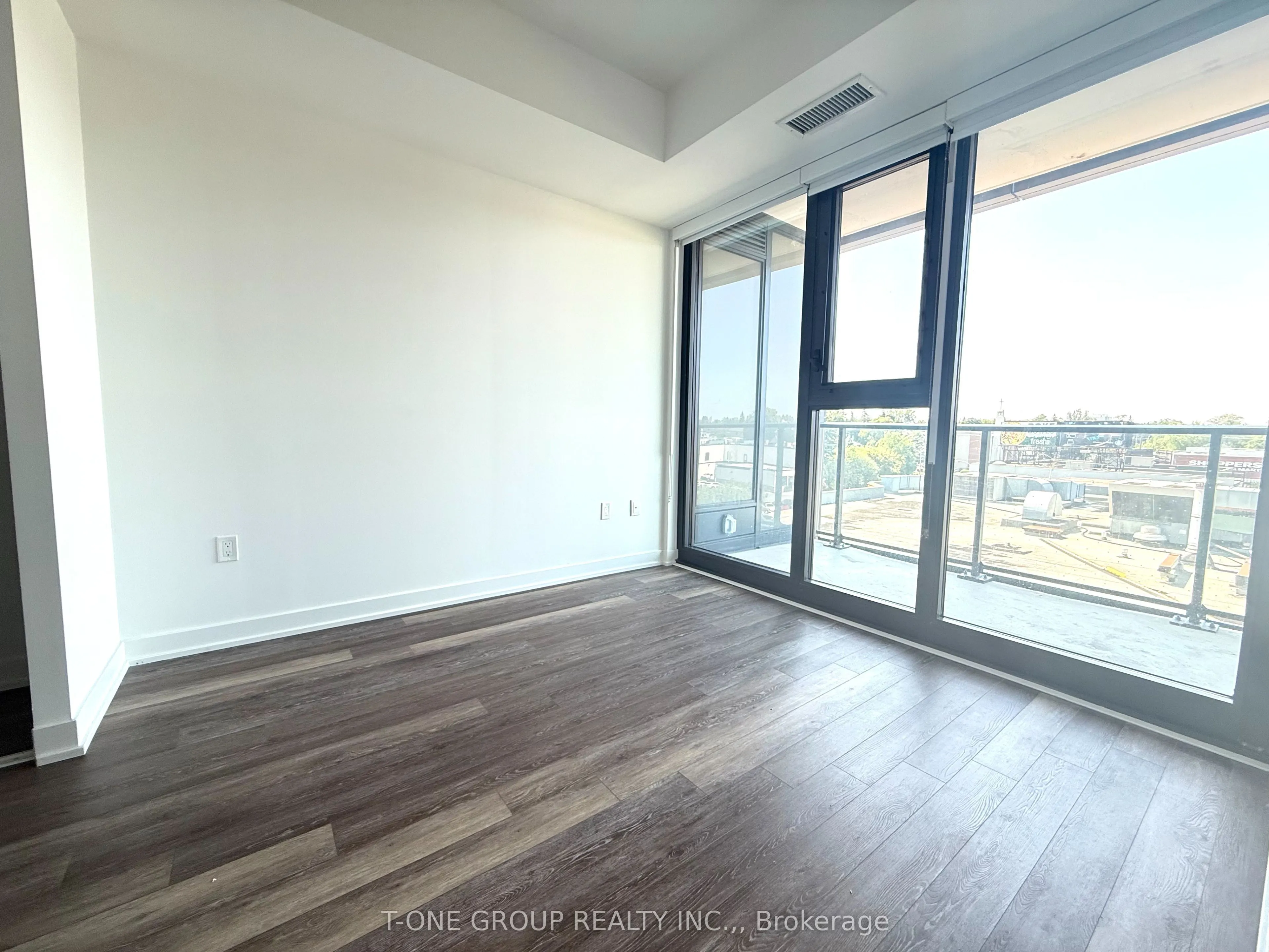 250 Lawrence Avenue W, #521