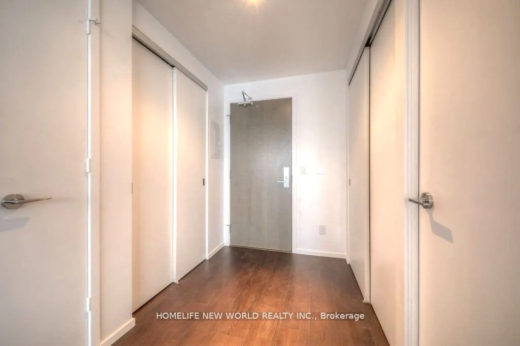 101 Charles Street E, #1109