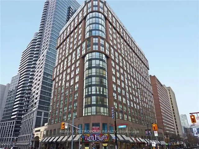 7 Carlton Street, #1814