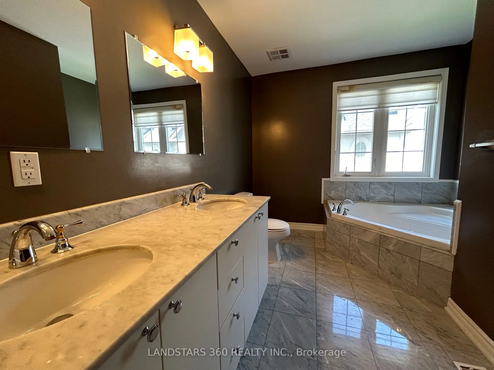 11 Everson Drive, #505