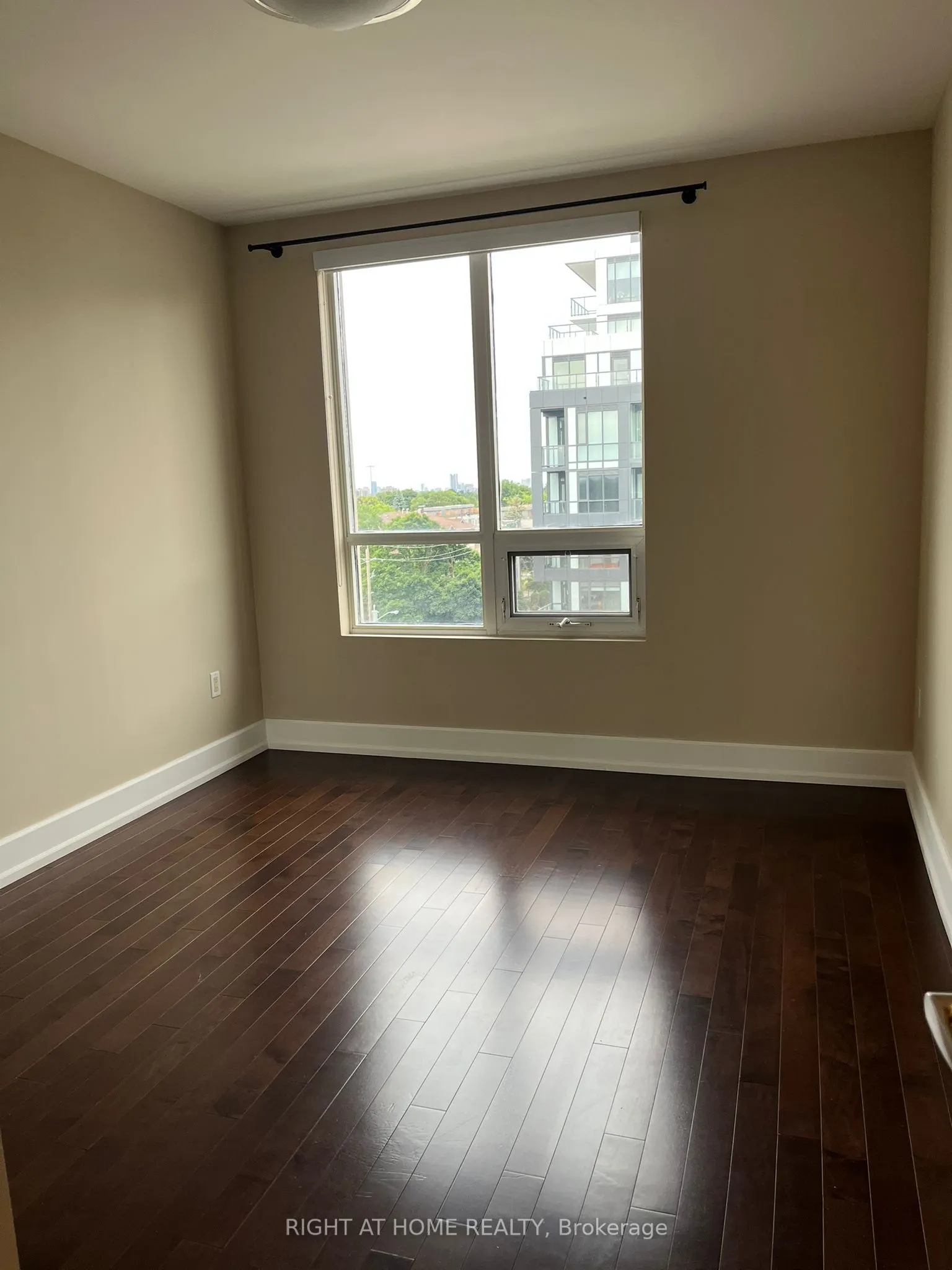 650 SHEPPARD Avenue E, #614