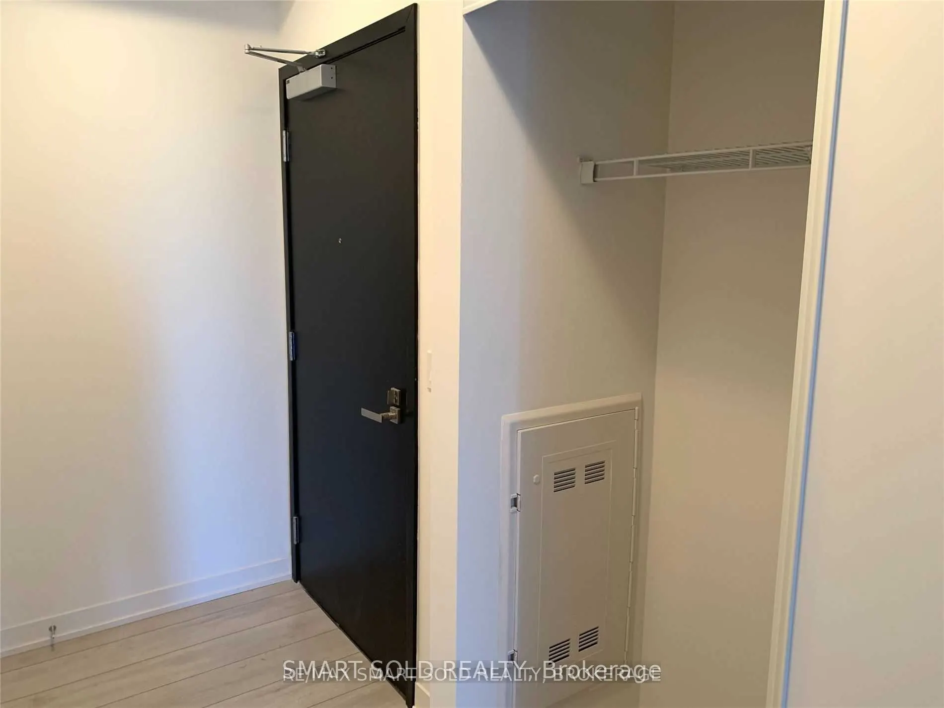 31 Tippett Road, #831