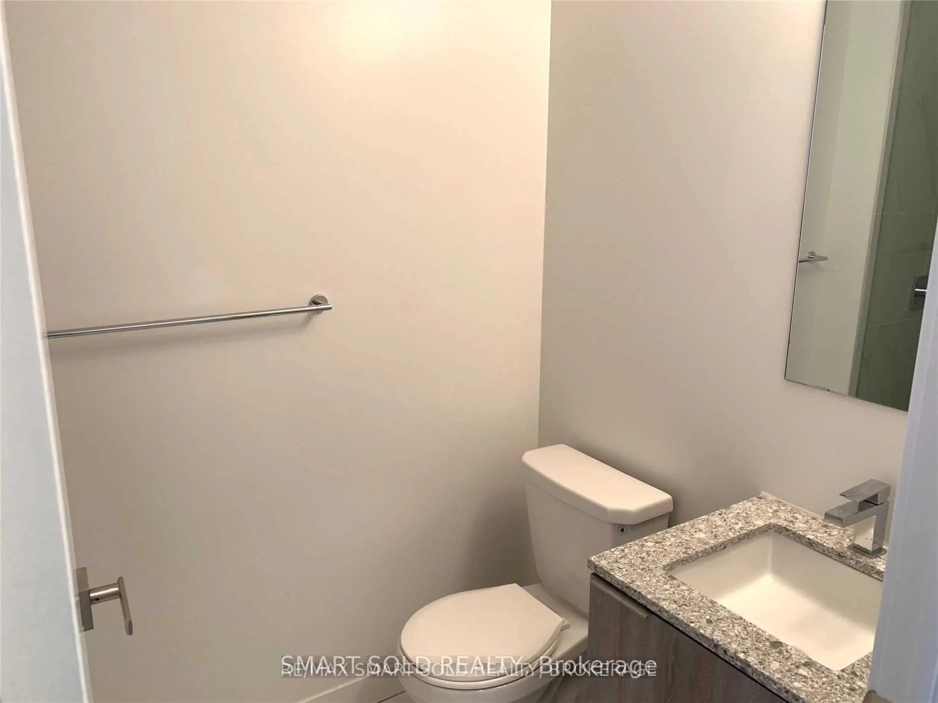 31 Tippett Road, #831