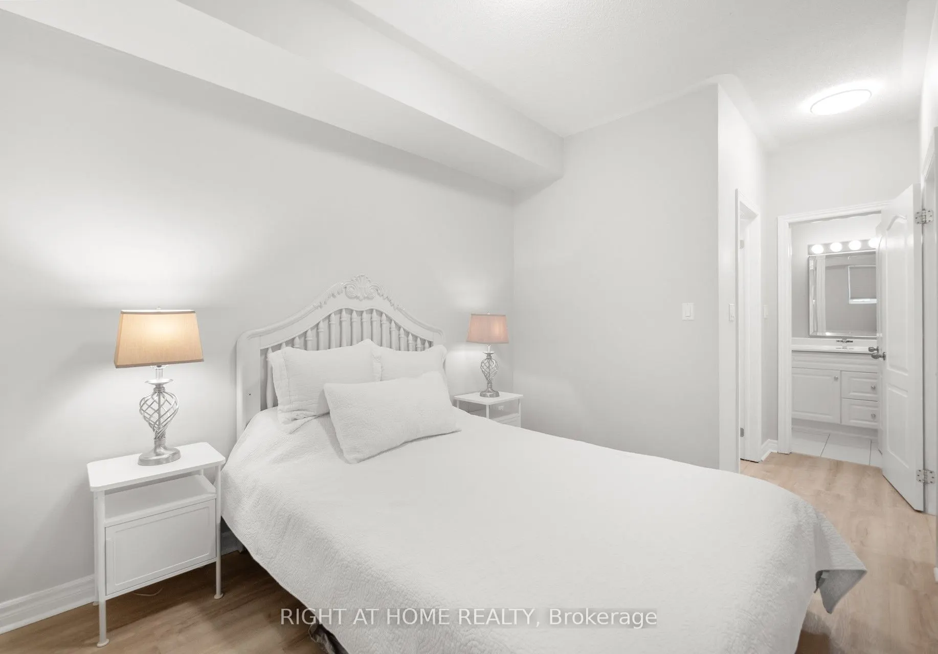 1837 Eglinton Avenue E, #113