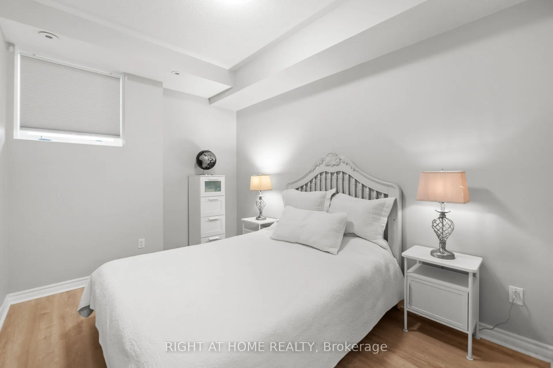 1837 Eglinton Avenue E, #113