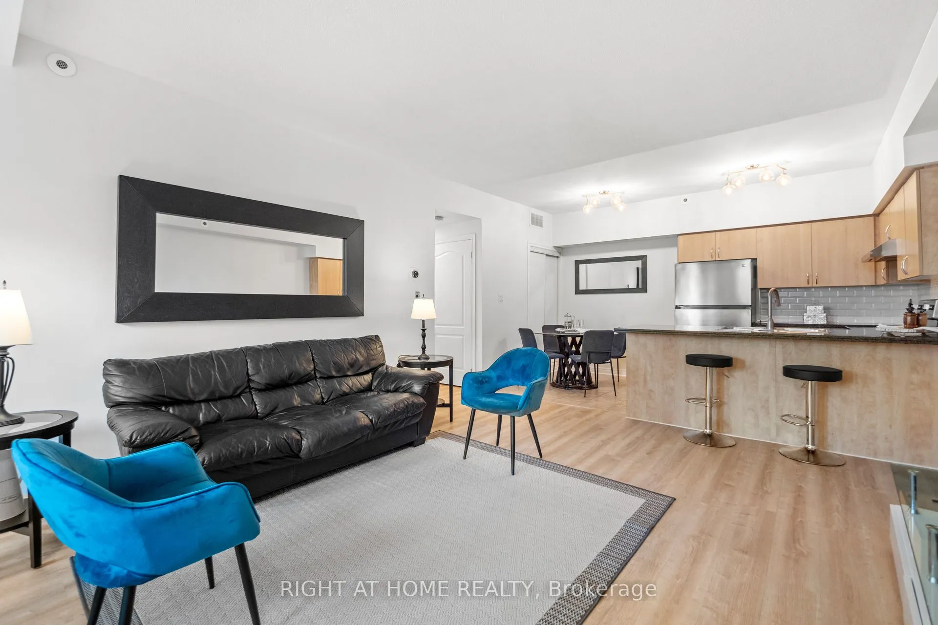 1837 Eglinton Avenue E, #113