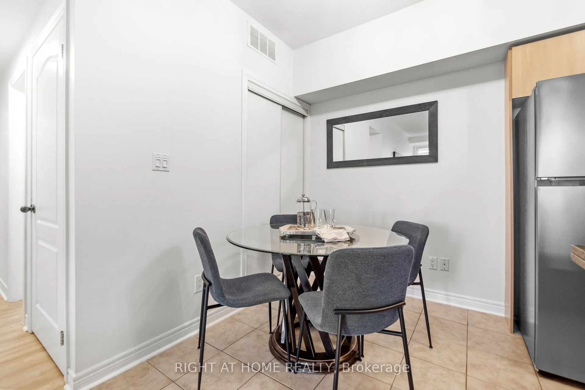 1837 Eglinton Avenue E, #113
