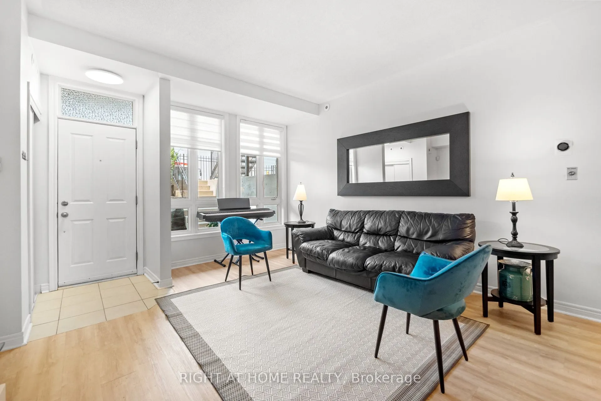 1837 Eglinton Avenue E, #113