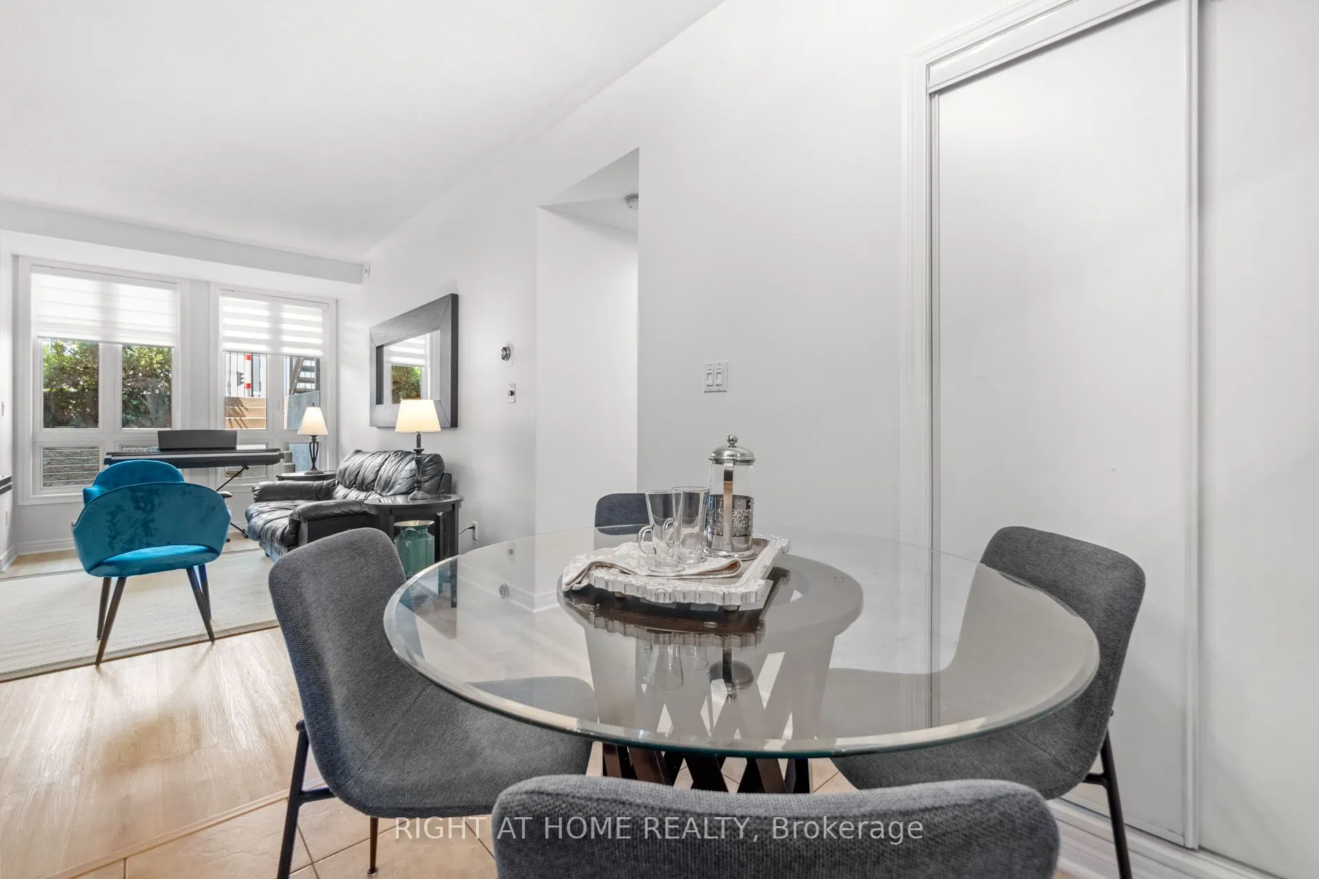 1837 Eglinton Avenue E, #113