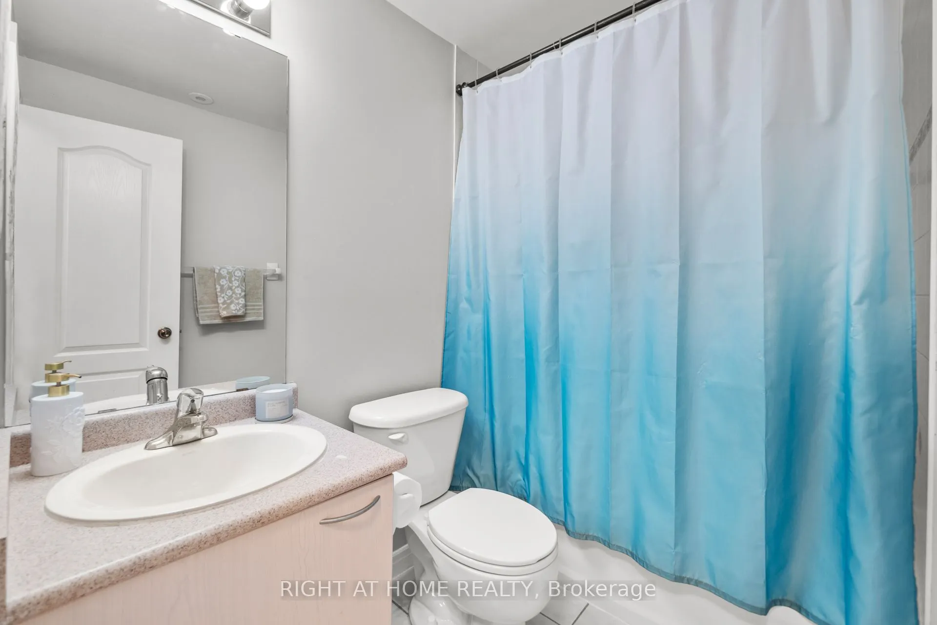 1837 Eglinton Avenue E, #113