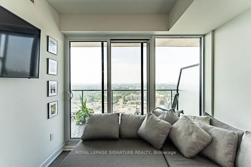 50 O'Neill Road, #2806