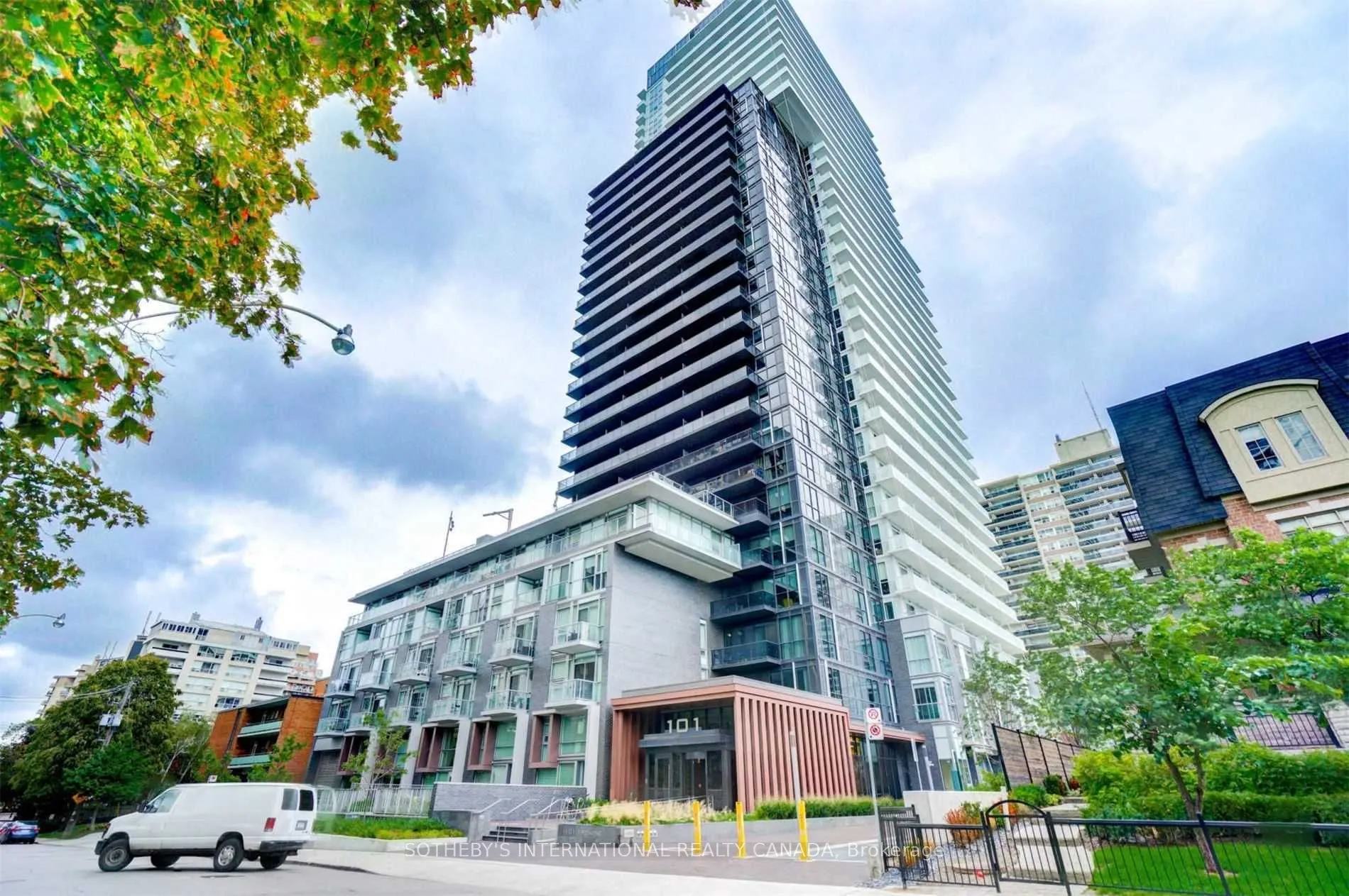 101 Erskine Avenue, #2505
