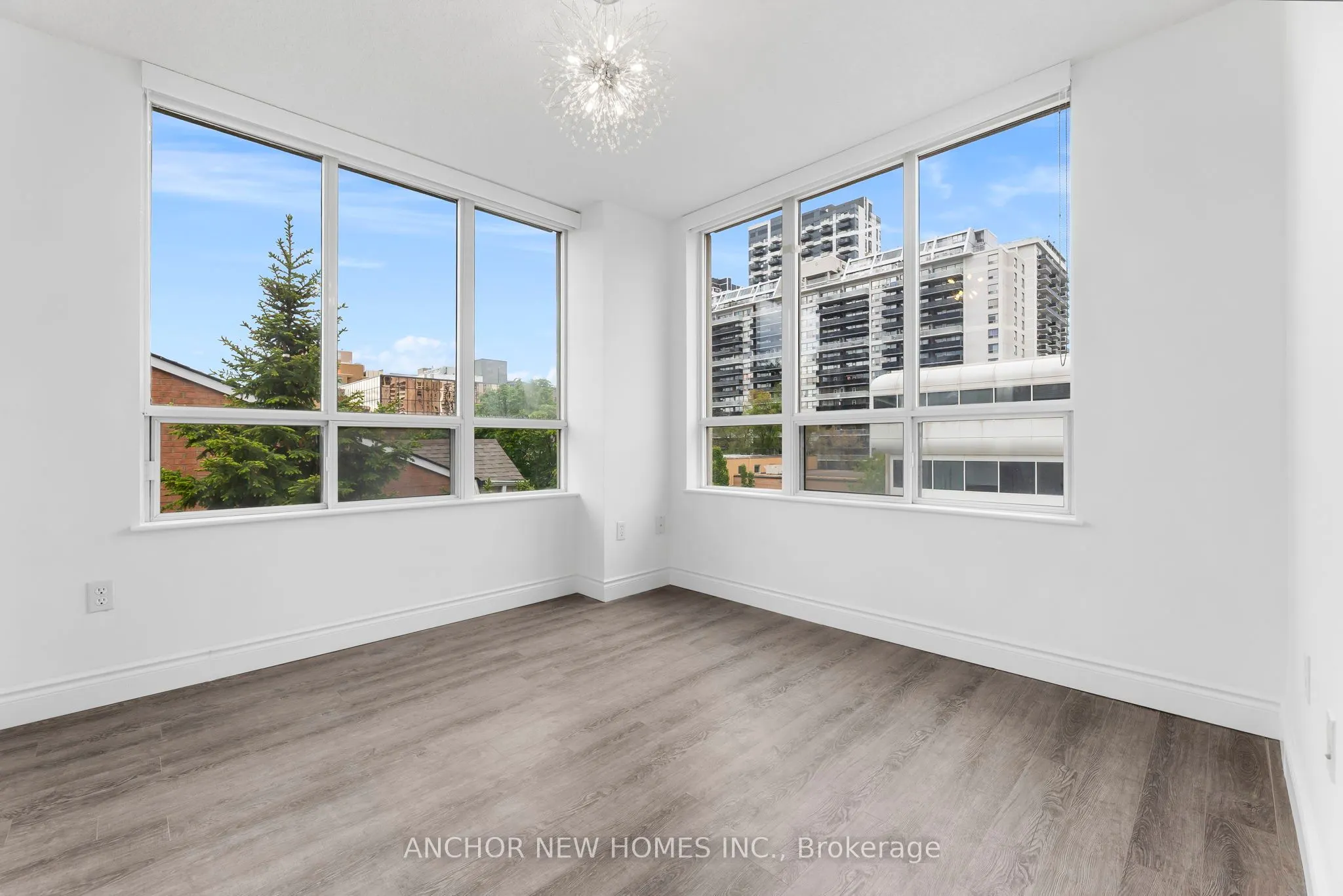 195 Merton Street, #515