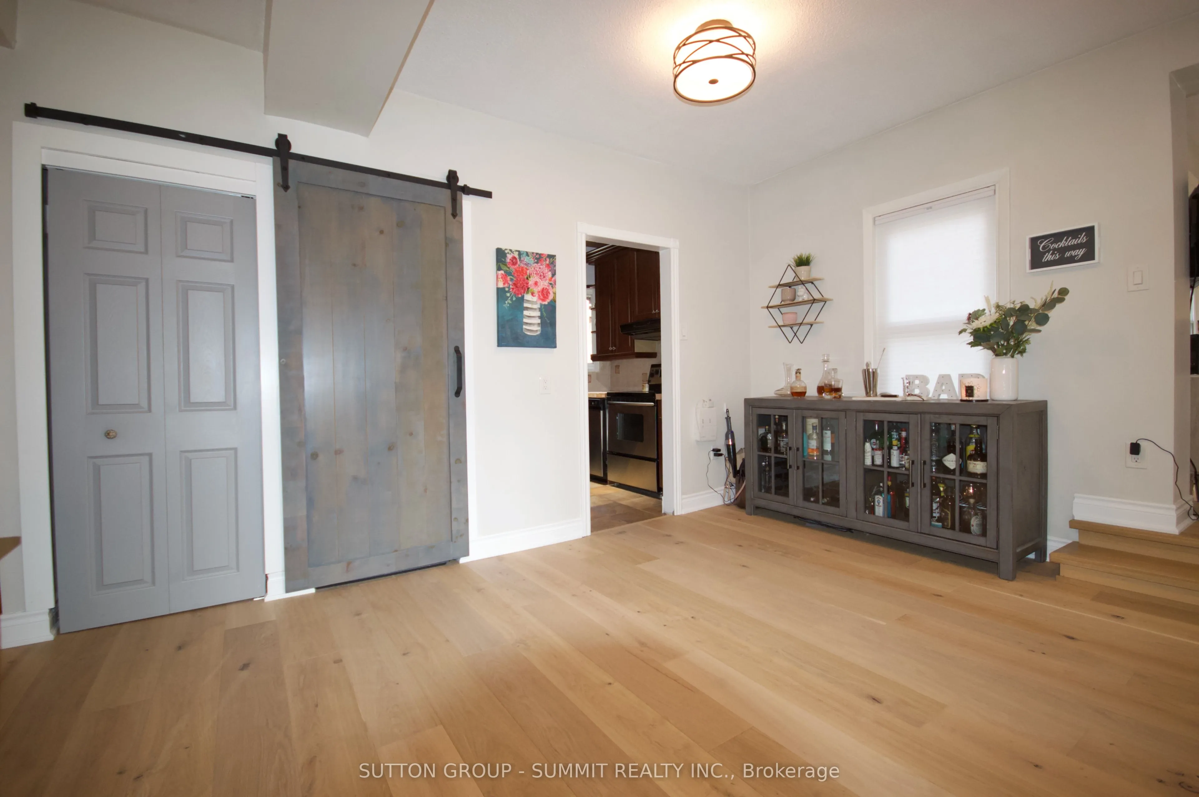 4 Grange Avenue, #4