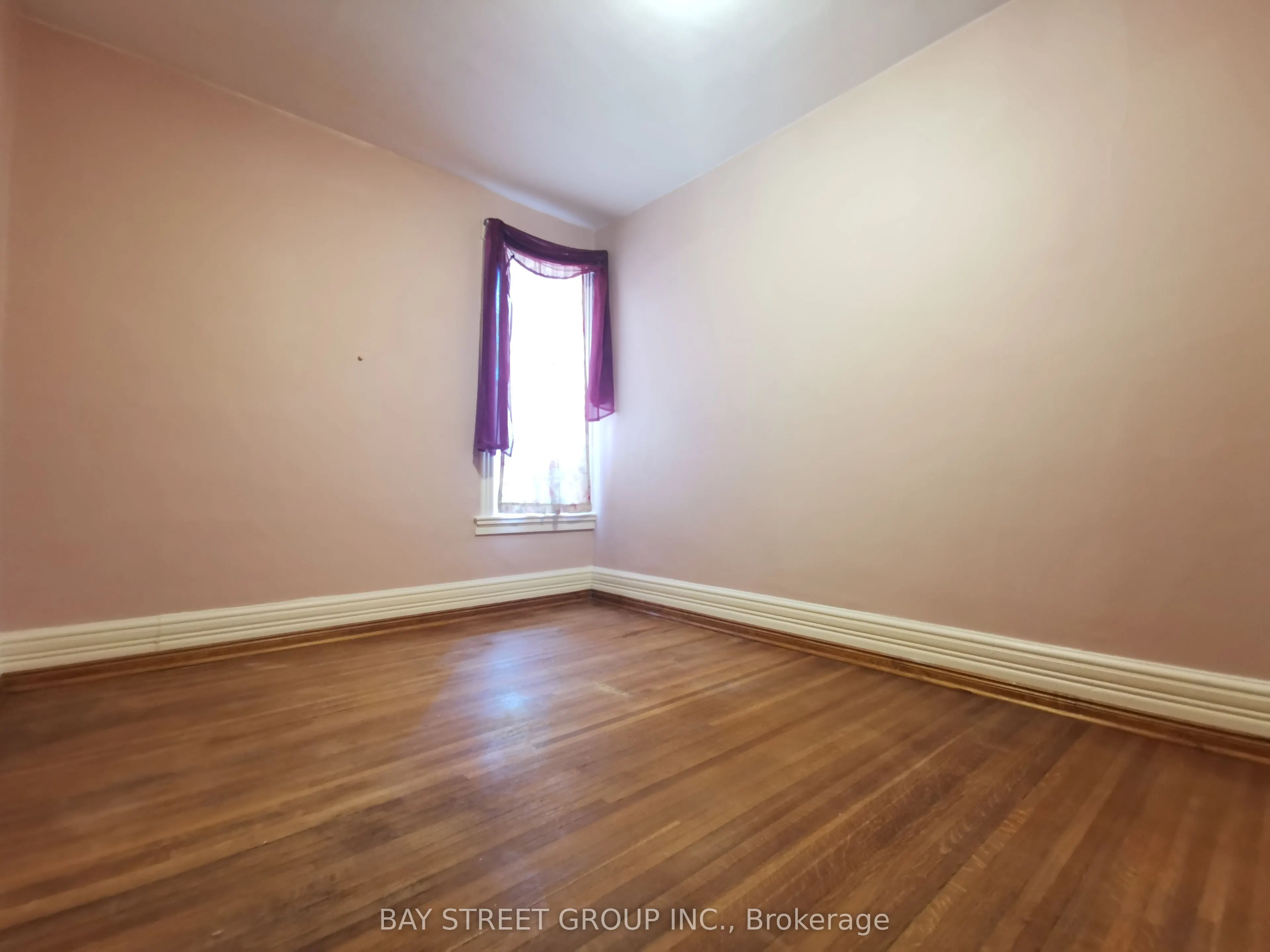 35 Borden Street
