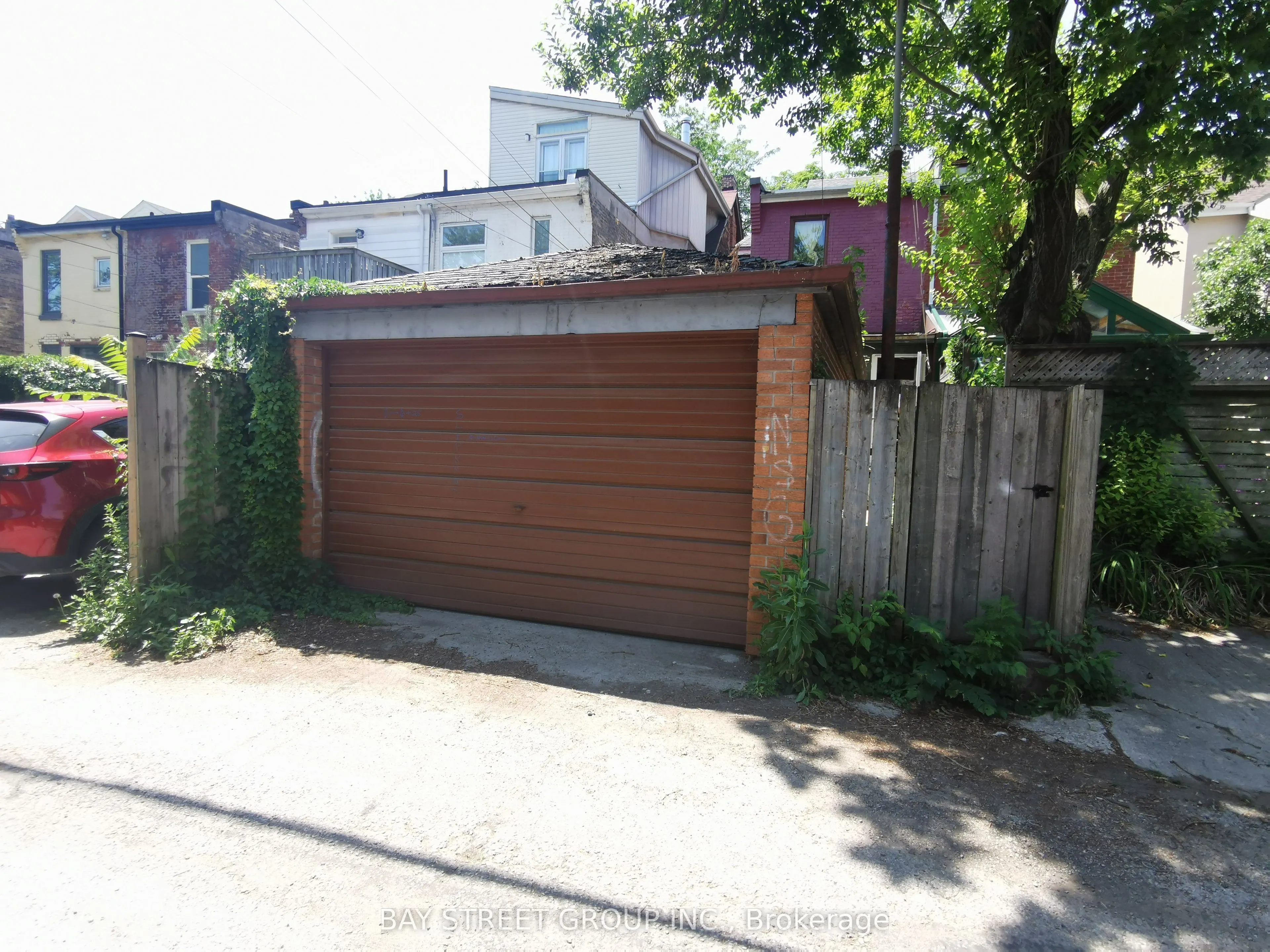 35 Borden Street