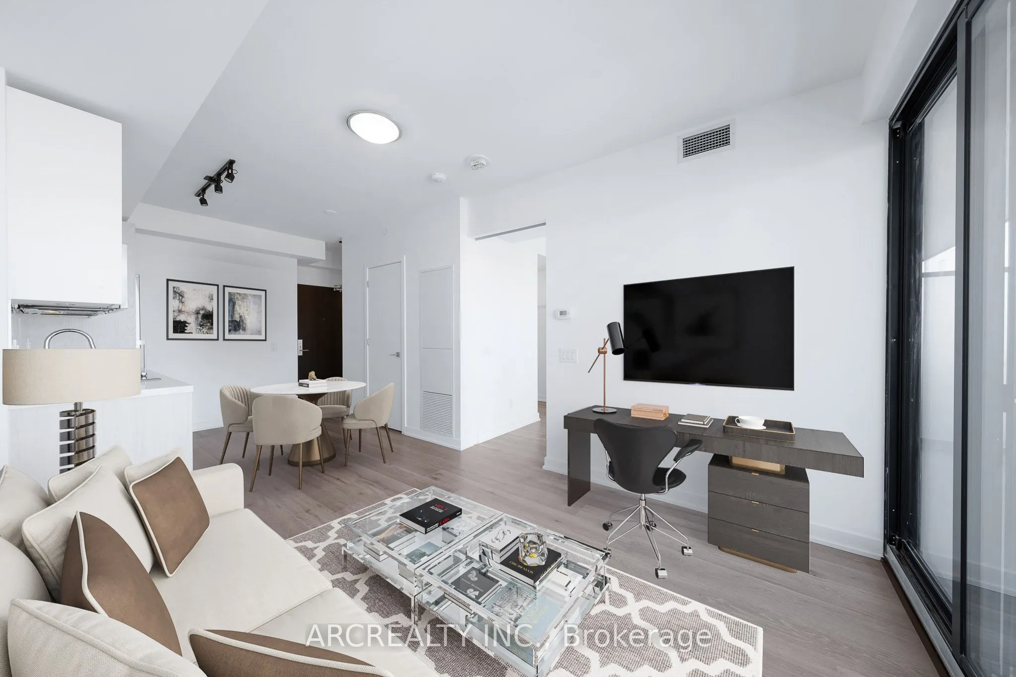 55 Ontario Street, #1902