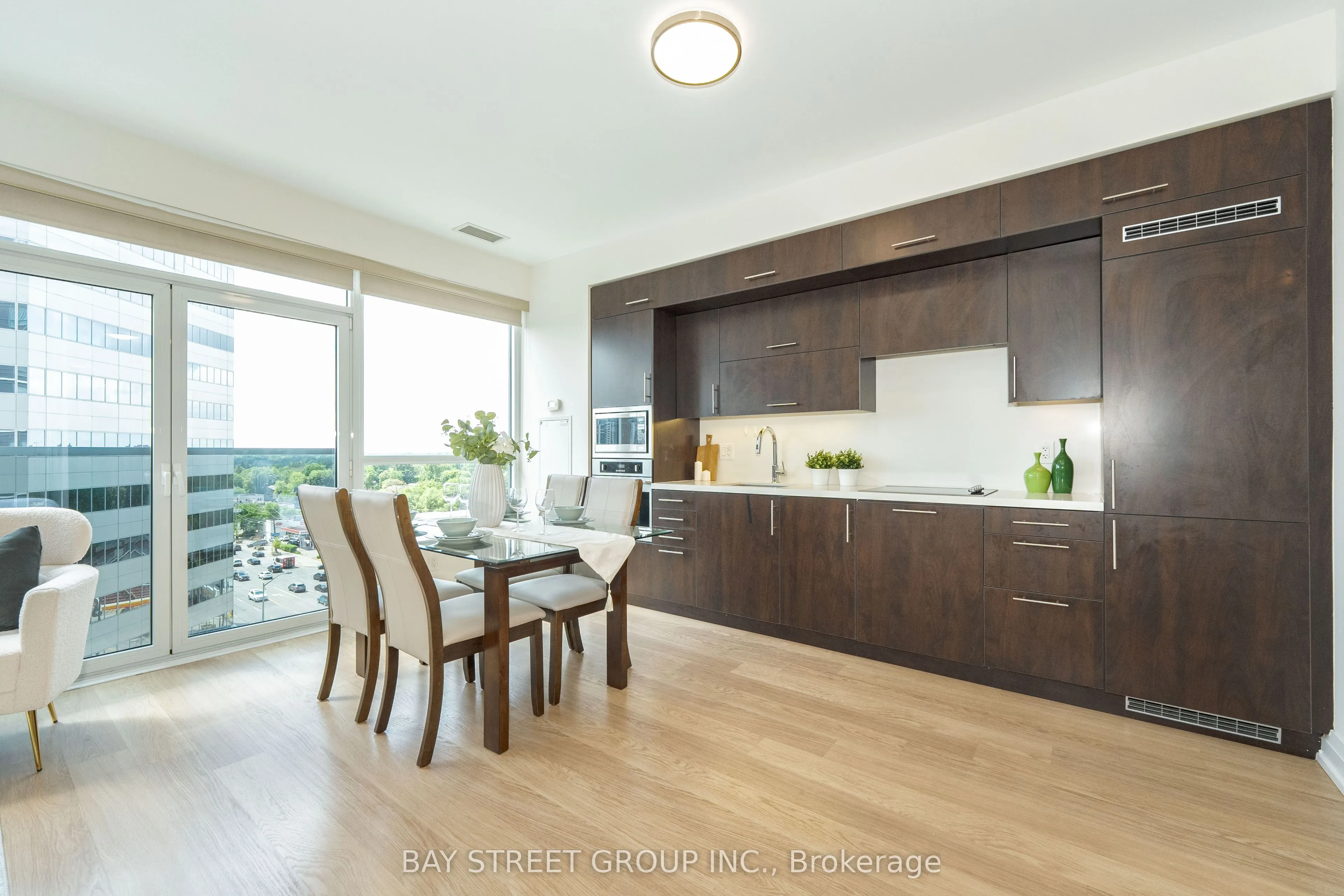 2 Anndale Drive, #909