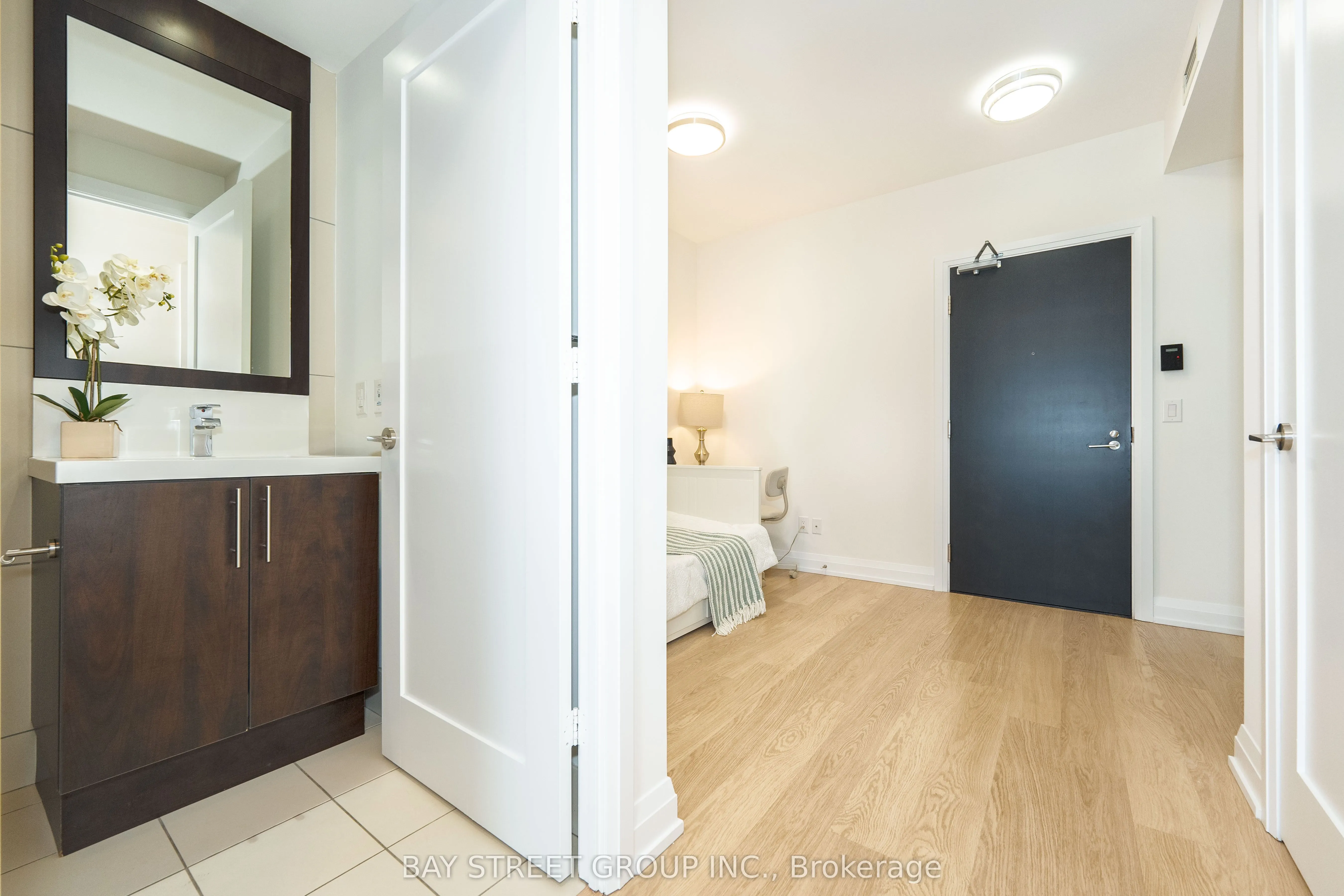 2 Anndale Drive, #909