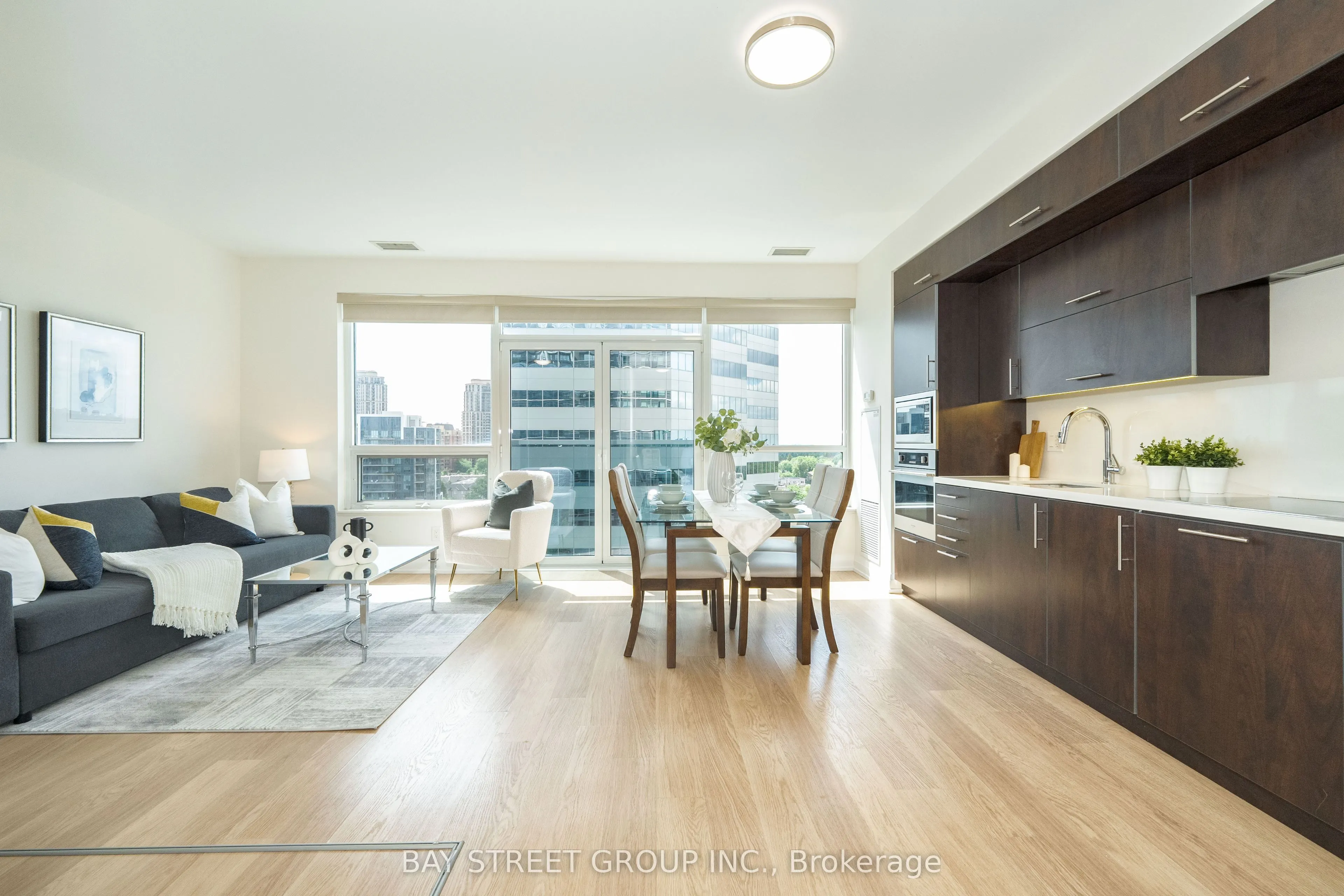 2 Anndale Drive, #909