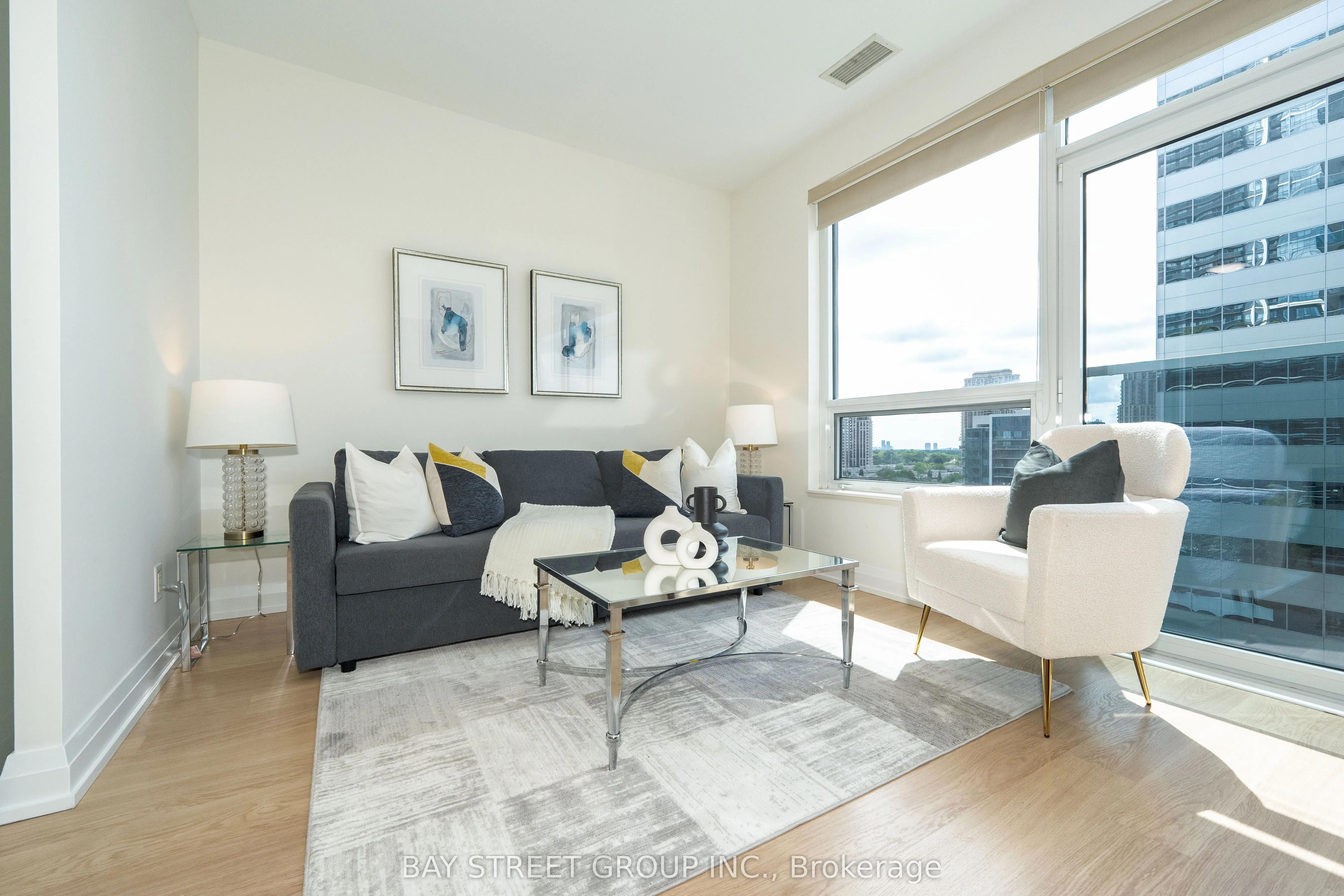 2 Anndale Drive, #909