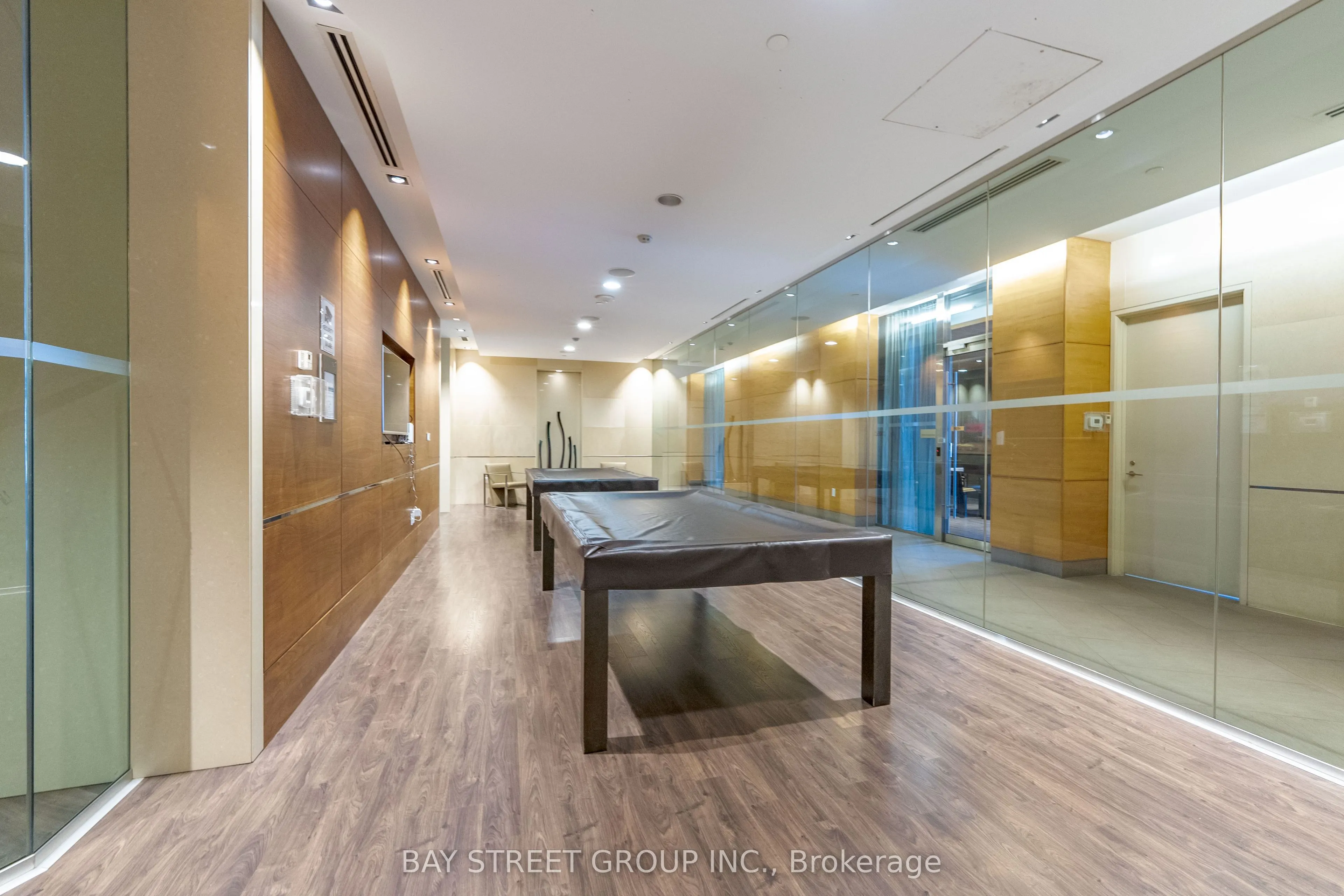 2 Anndale Drive, #909