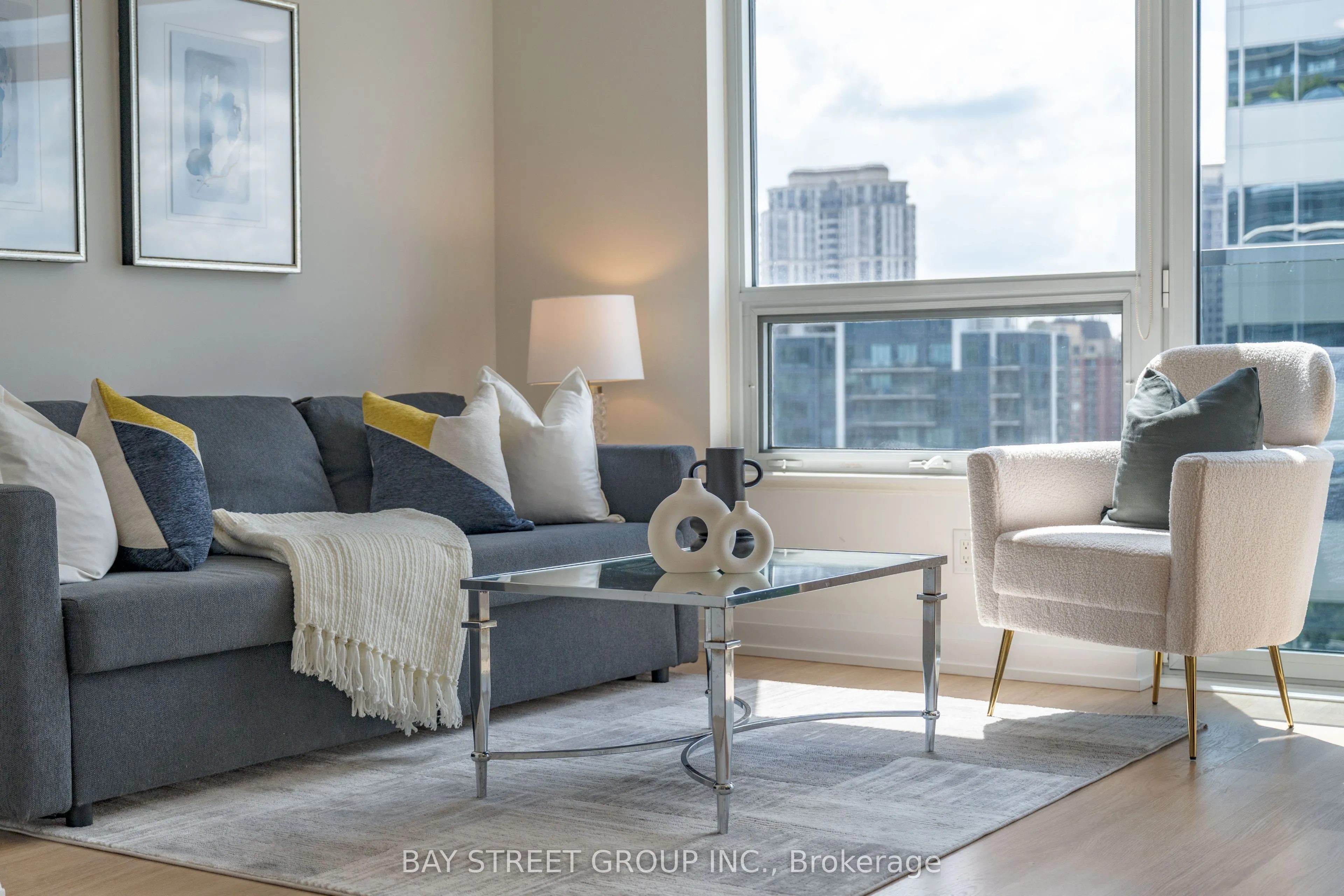 2 Anndale Drive, #909