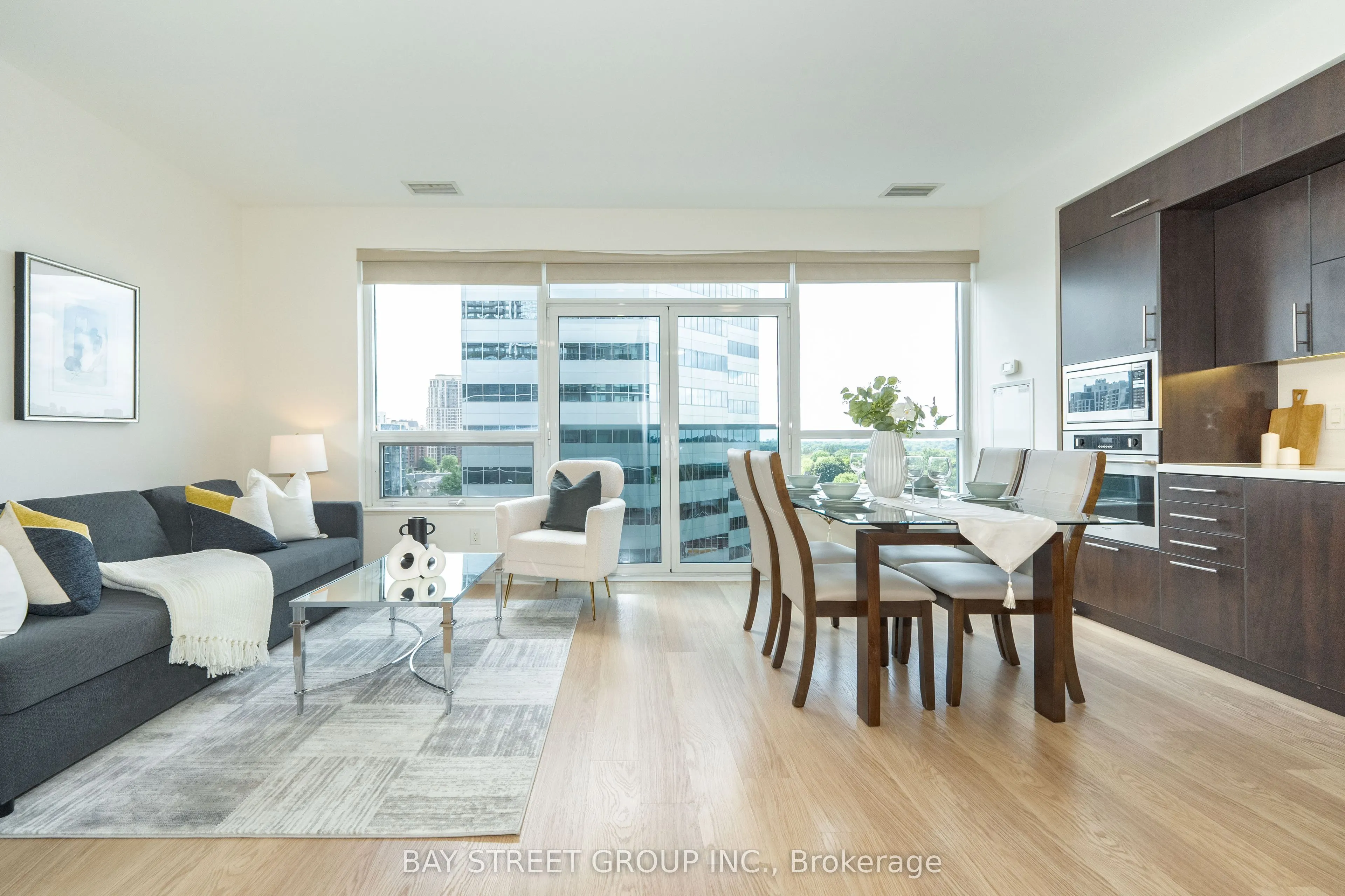 2 Anndale Drive, #909