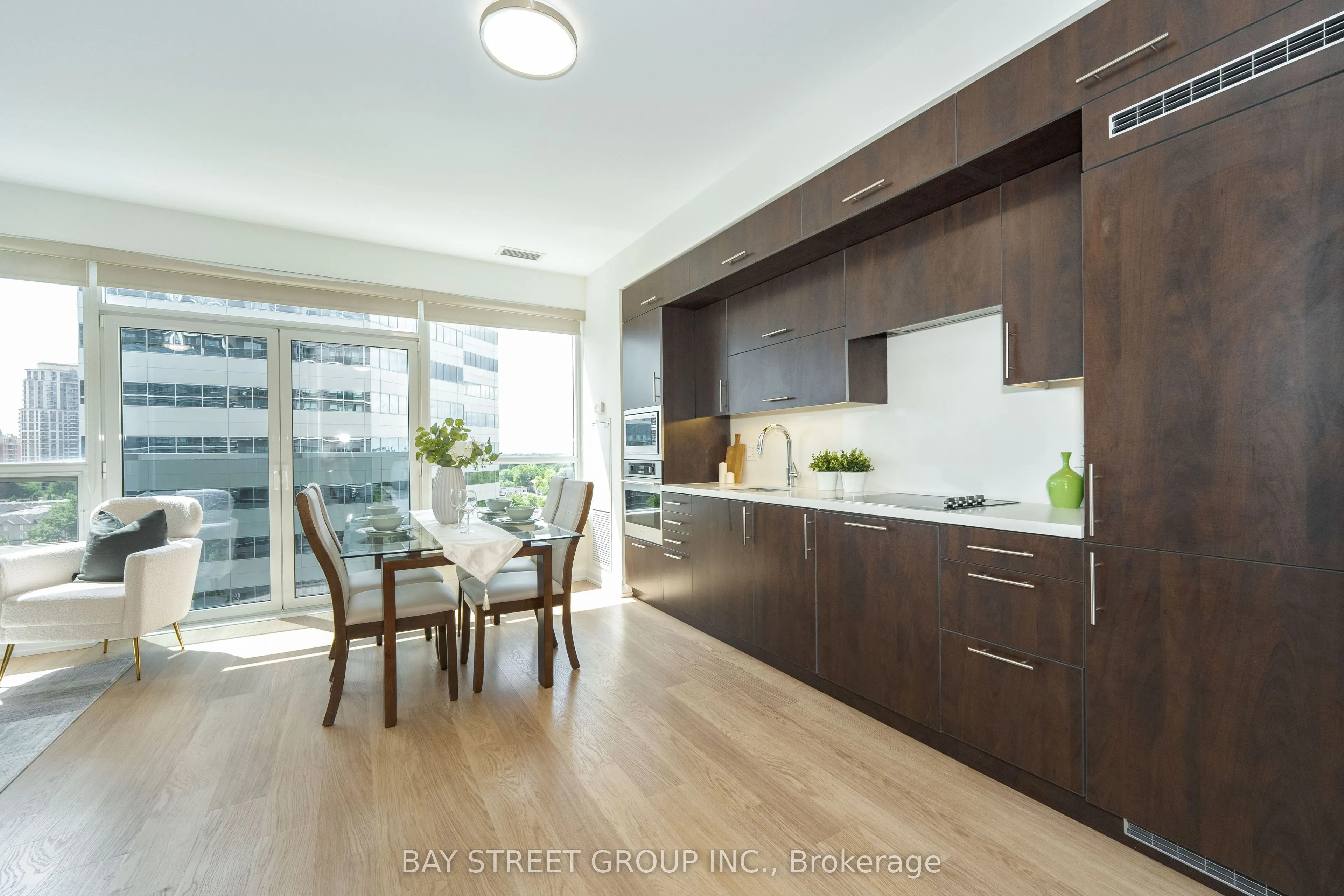 2 Anndale Drive, #909
