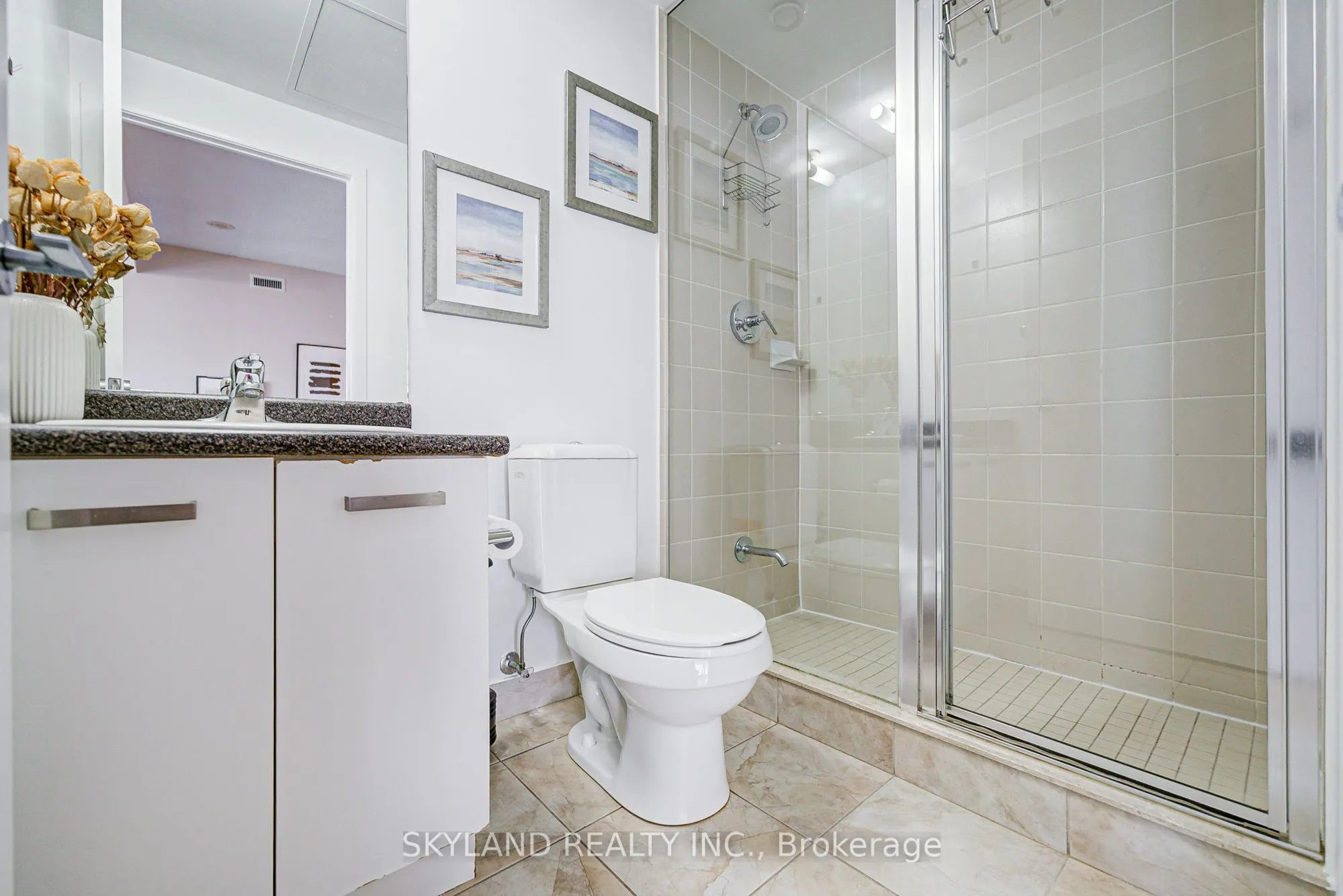 832 Bay Street, #805
