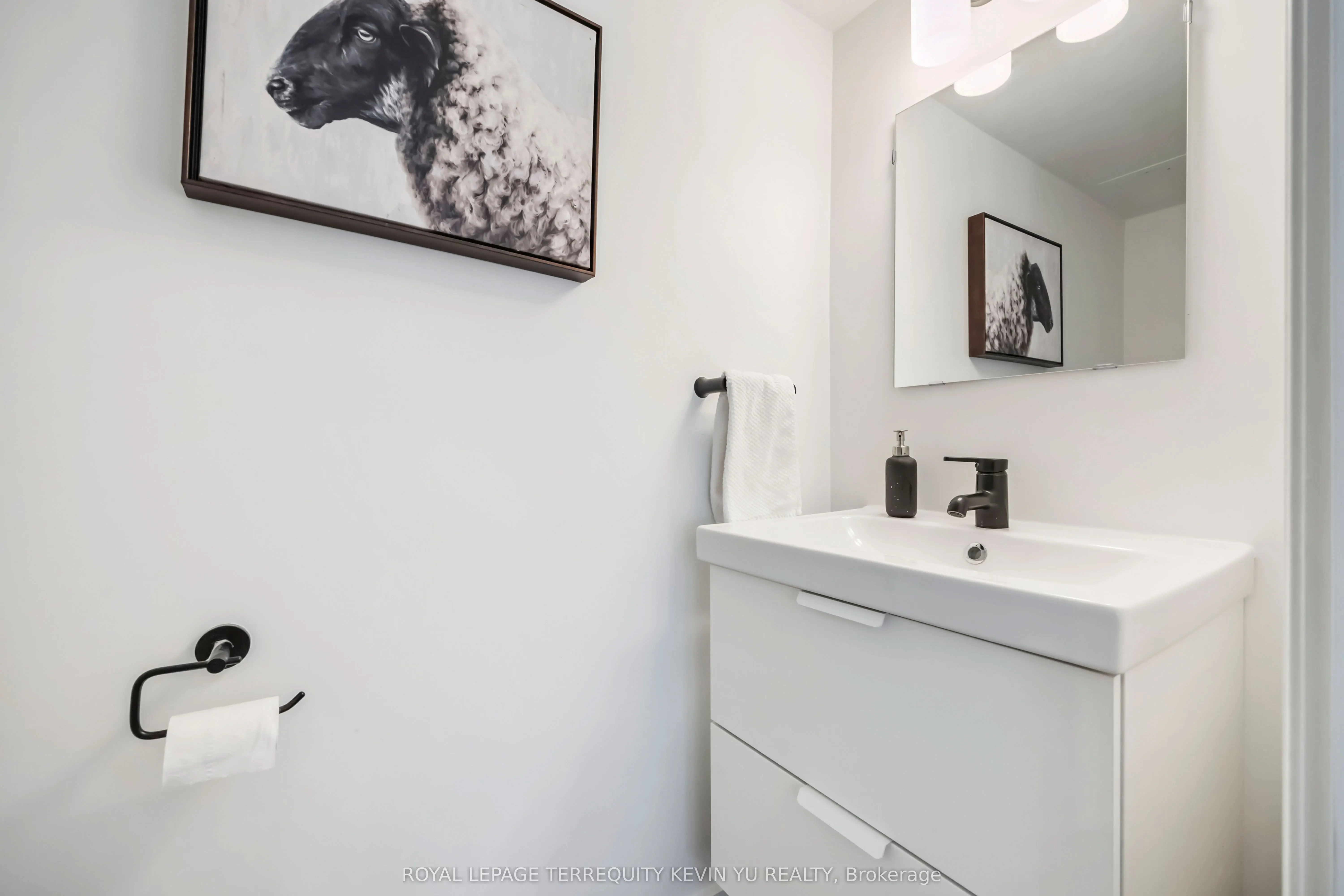 1 Ruttan Street, #107