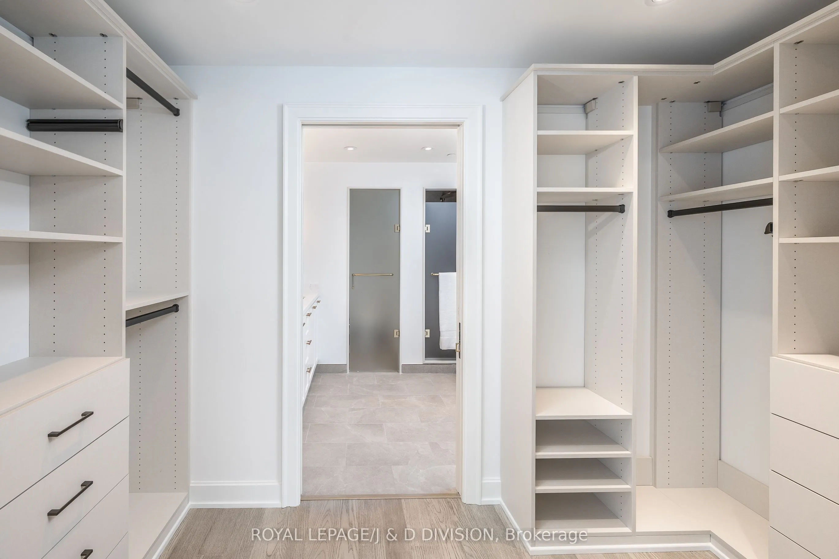 1 Strathgowan Avenue, #513