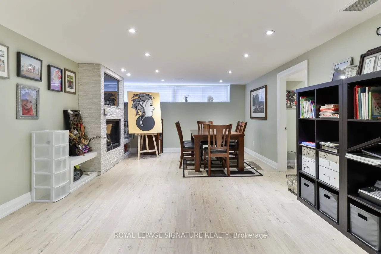 76 Berkinshaw Crescent