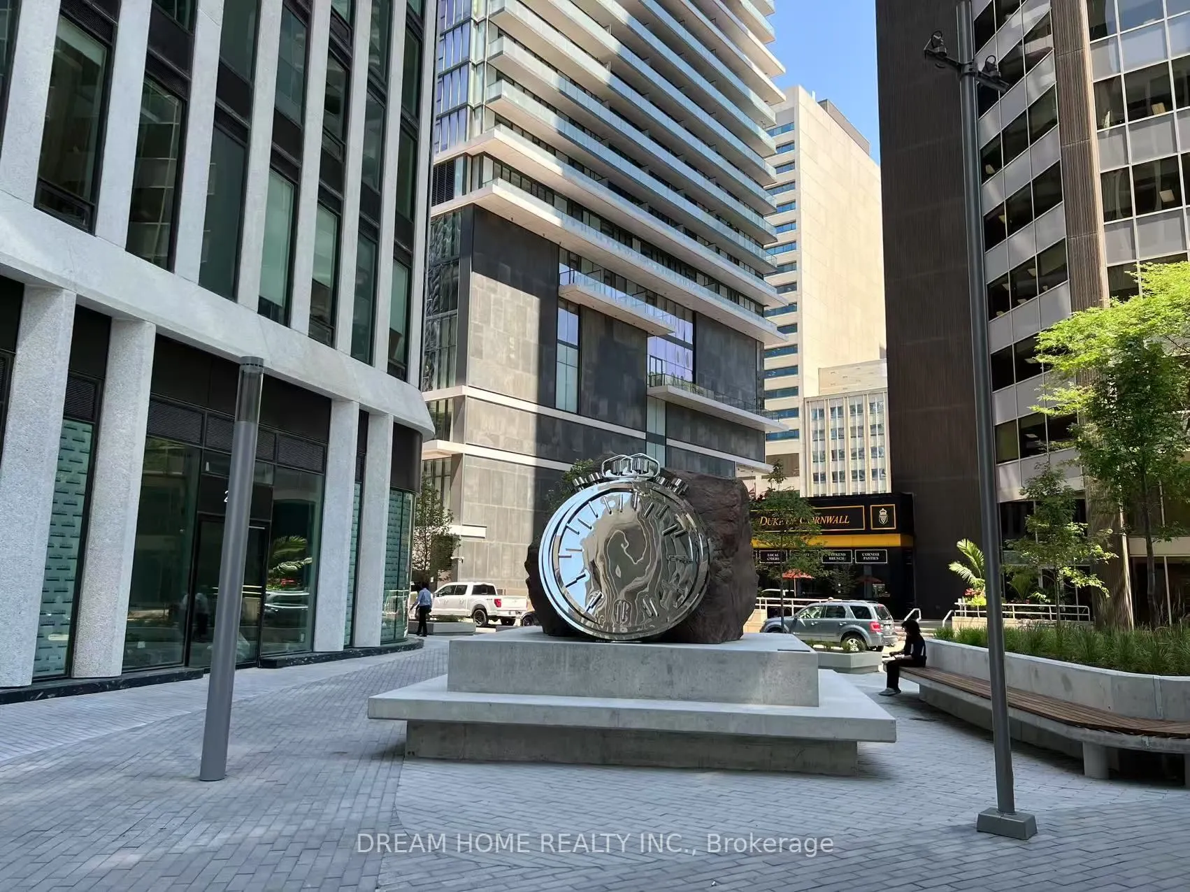 238 Simcoe Street, #1807