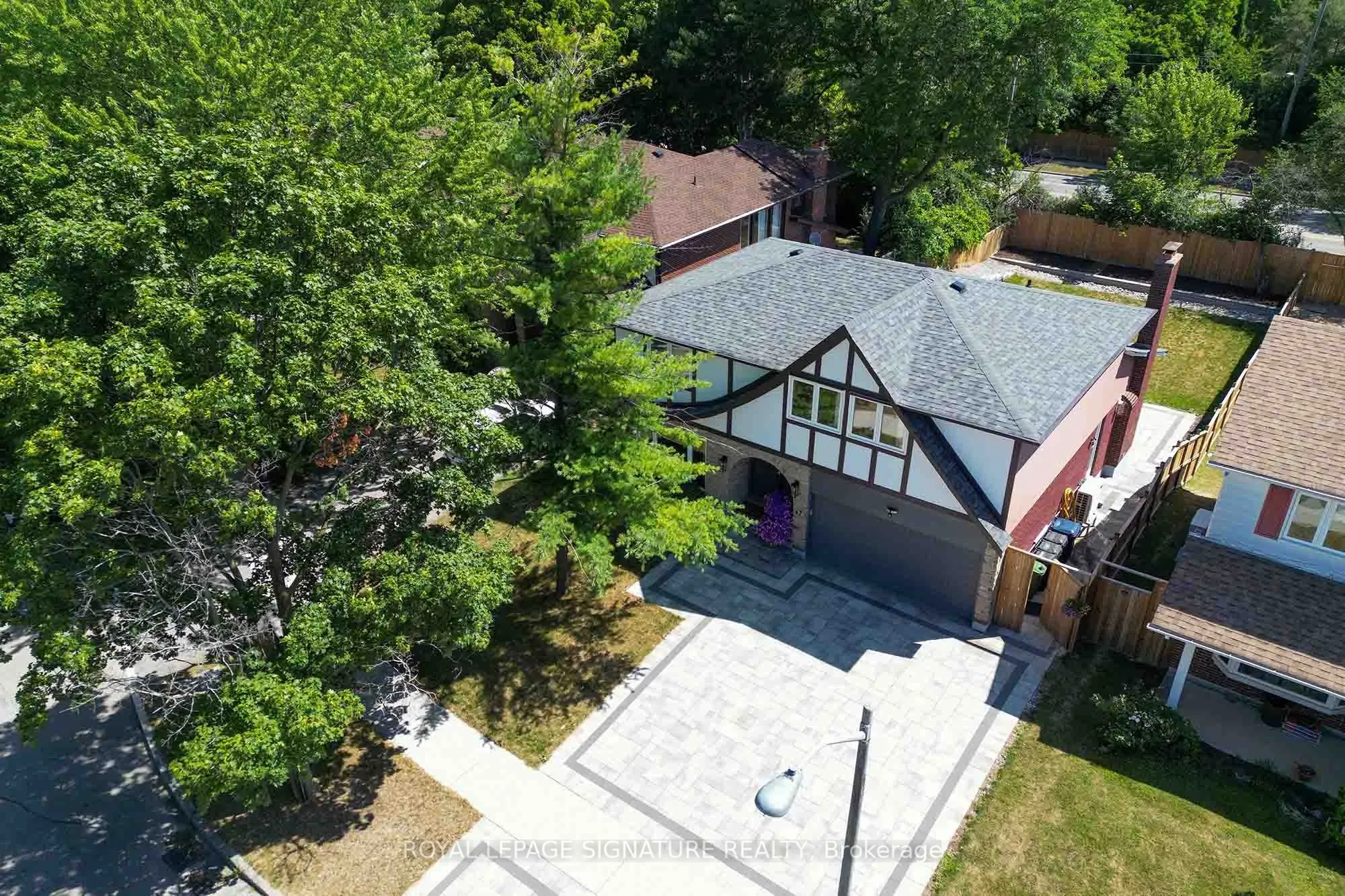 47 Tofino Crescent