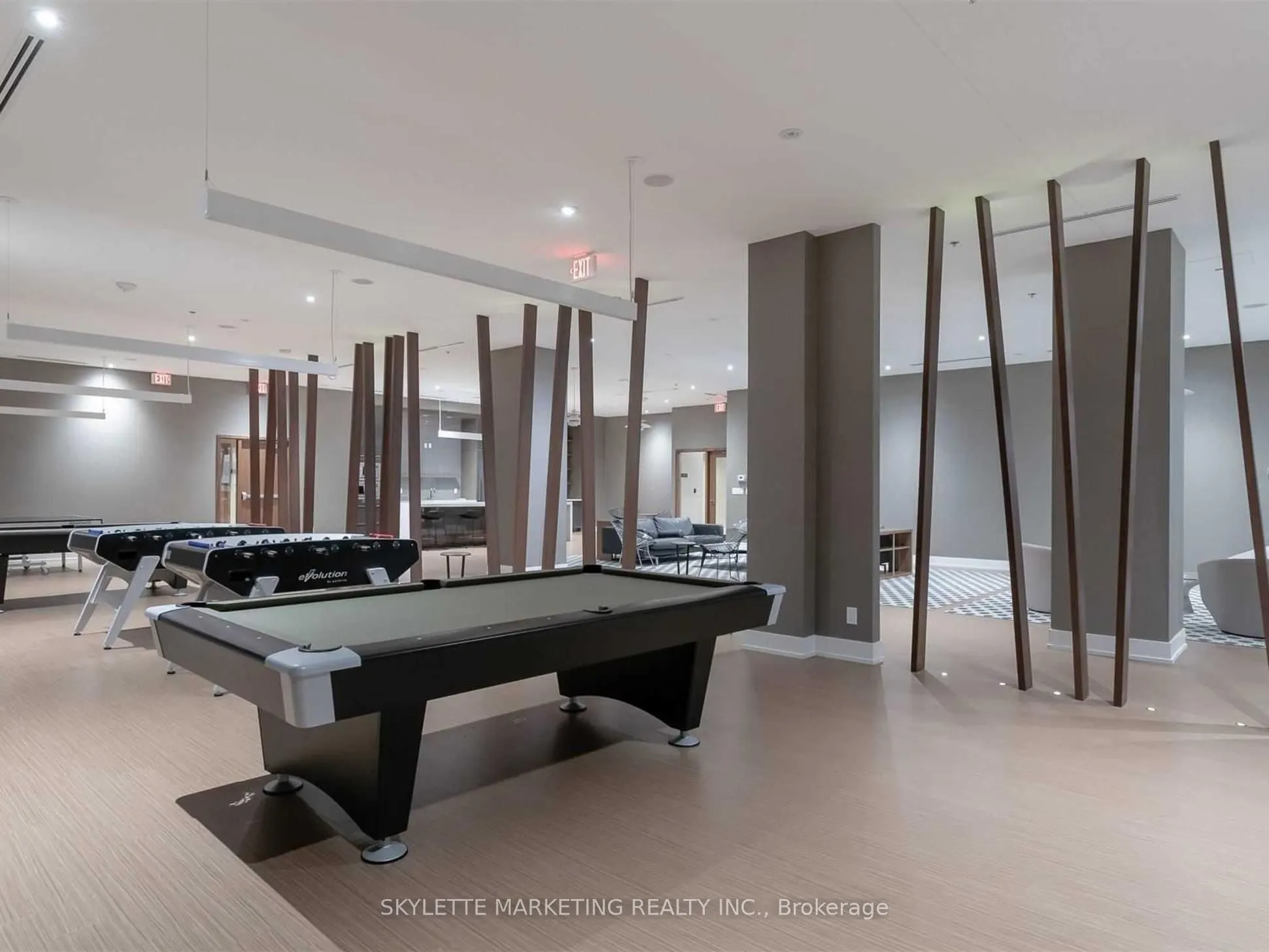 111 St Clair Avenue W, #1128