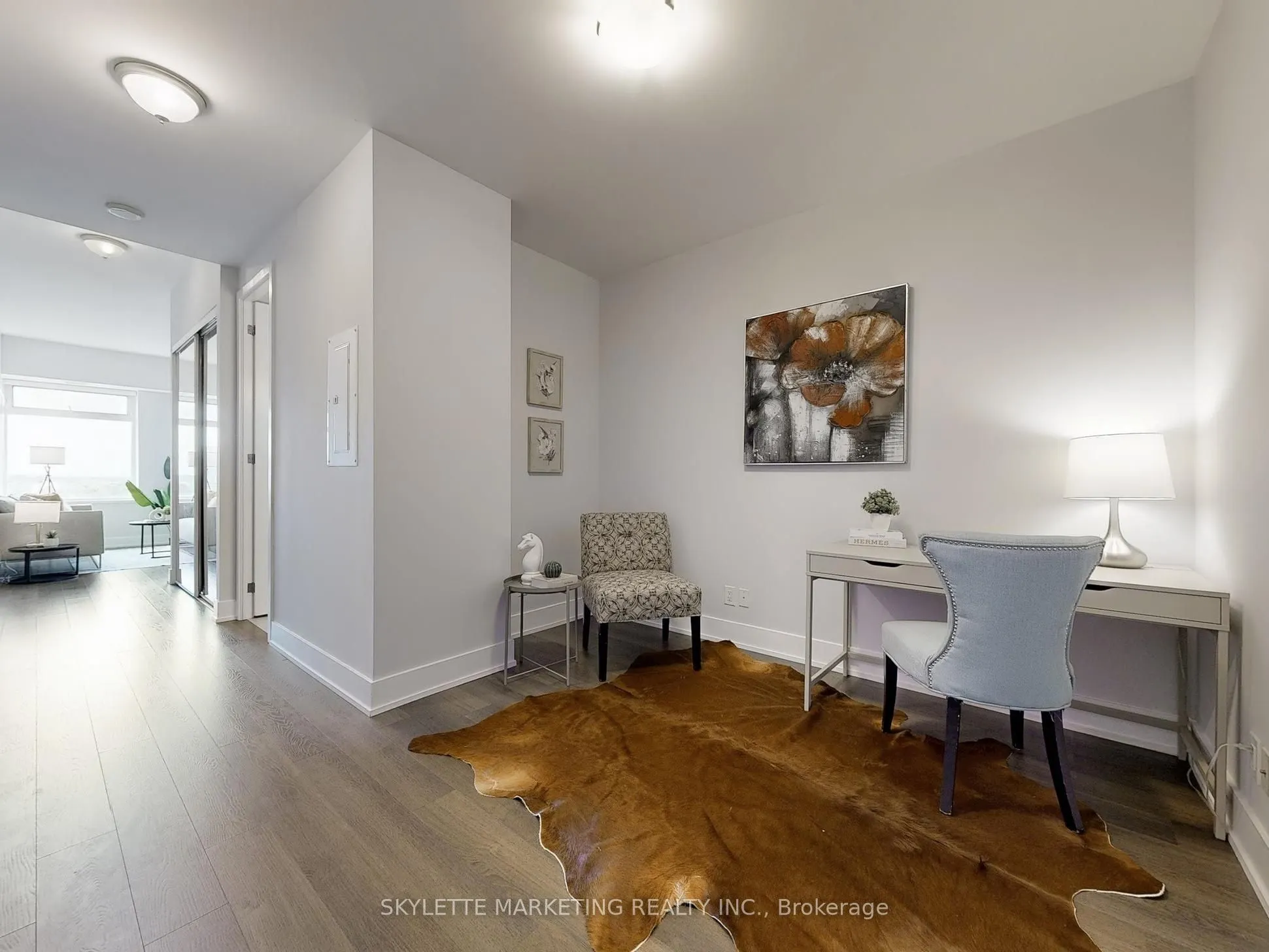 111 St Clair Avenue W, #1128