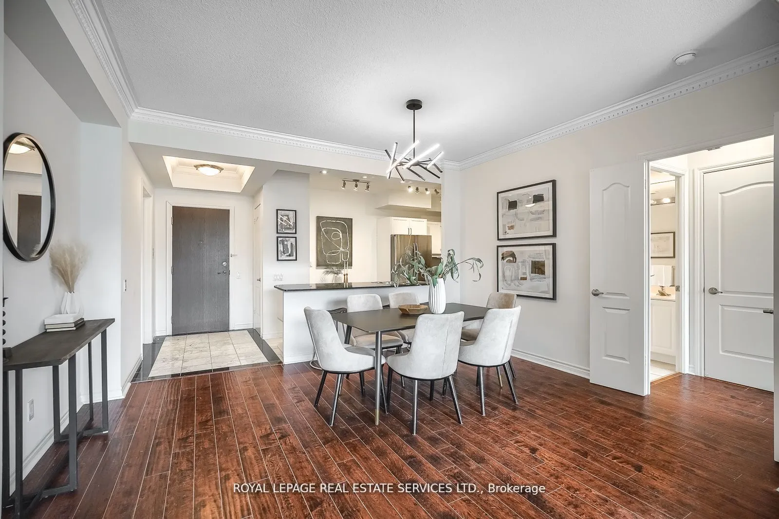 18 William Carson Crescent, #811