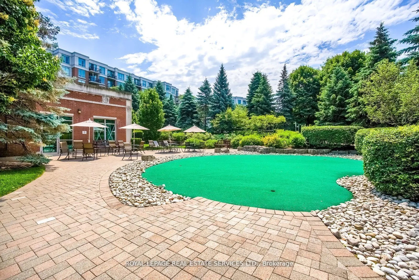 18 William Carson Crescent, #811