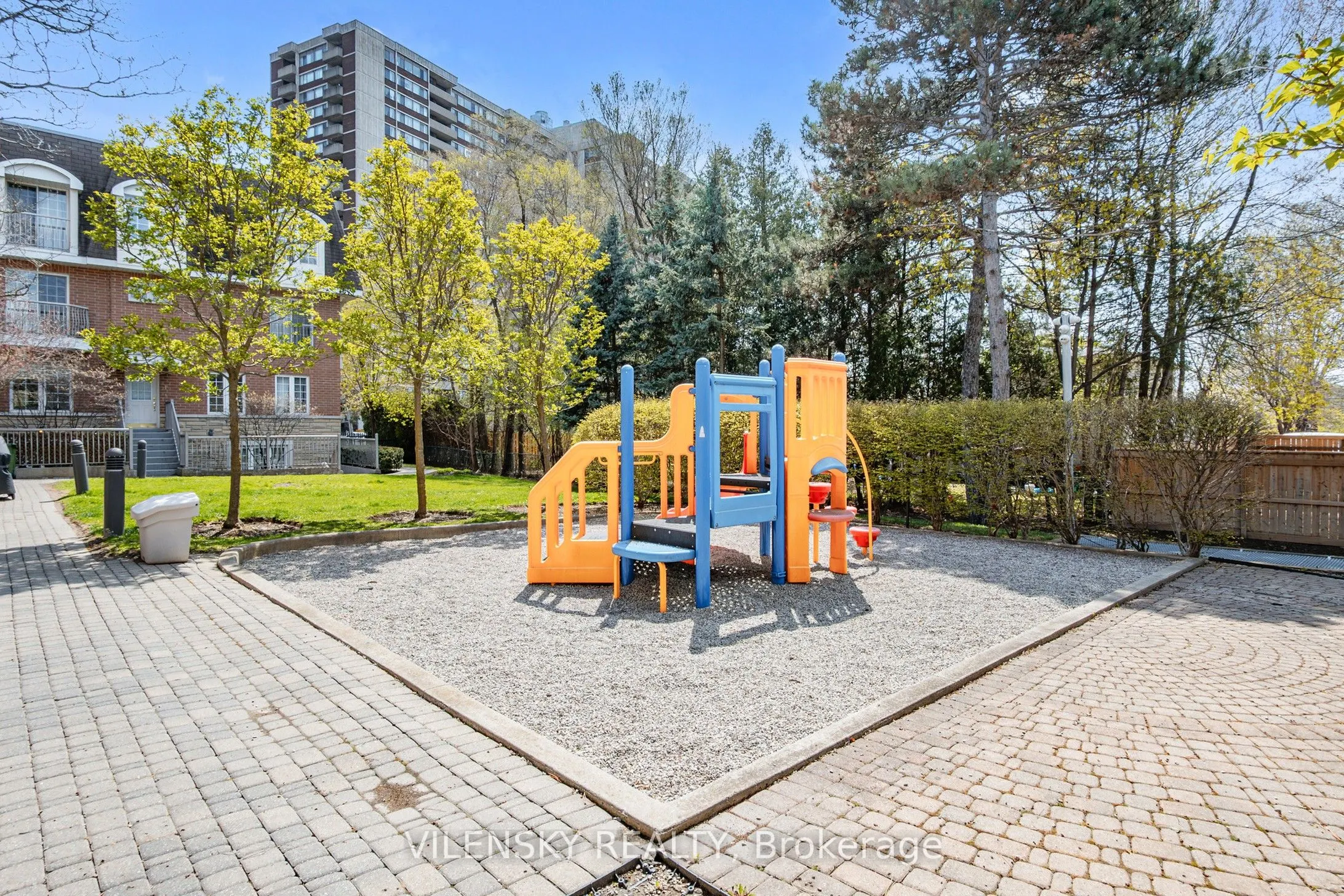 55 Cedarcroft Boulevard, #11